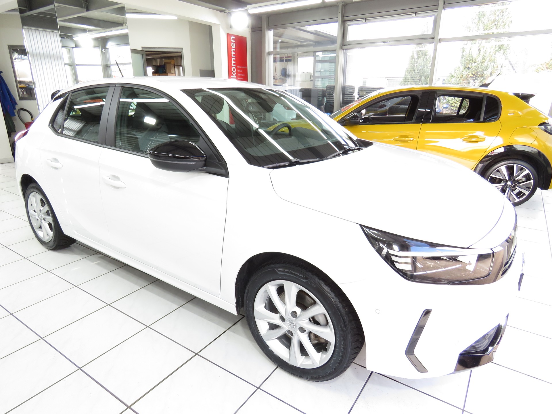 OPEL Corsa 1.2 TP Edition Automat-showroom-element-2