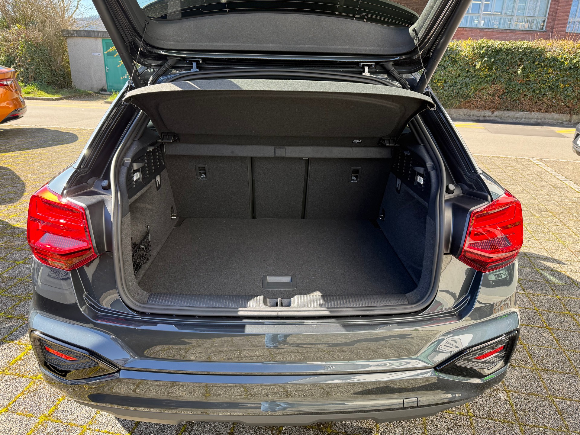 AUDI Q2 40 TFSI advanced Attraction quattro S-tronic-image-4