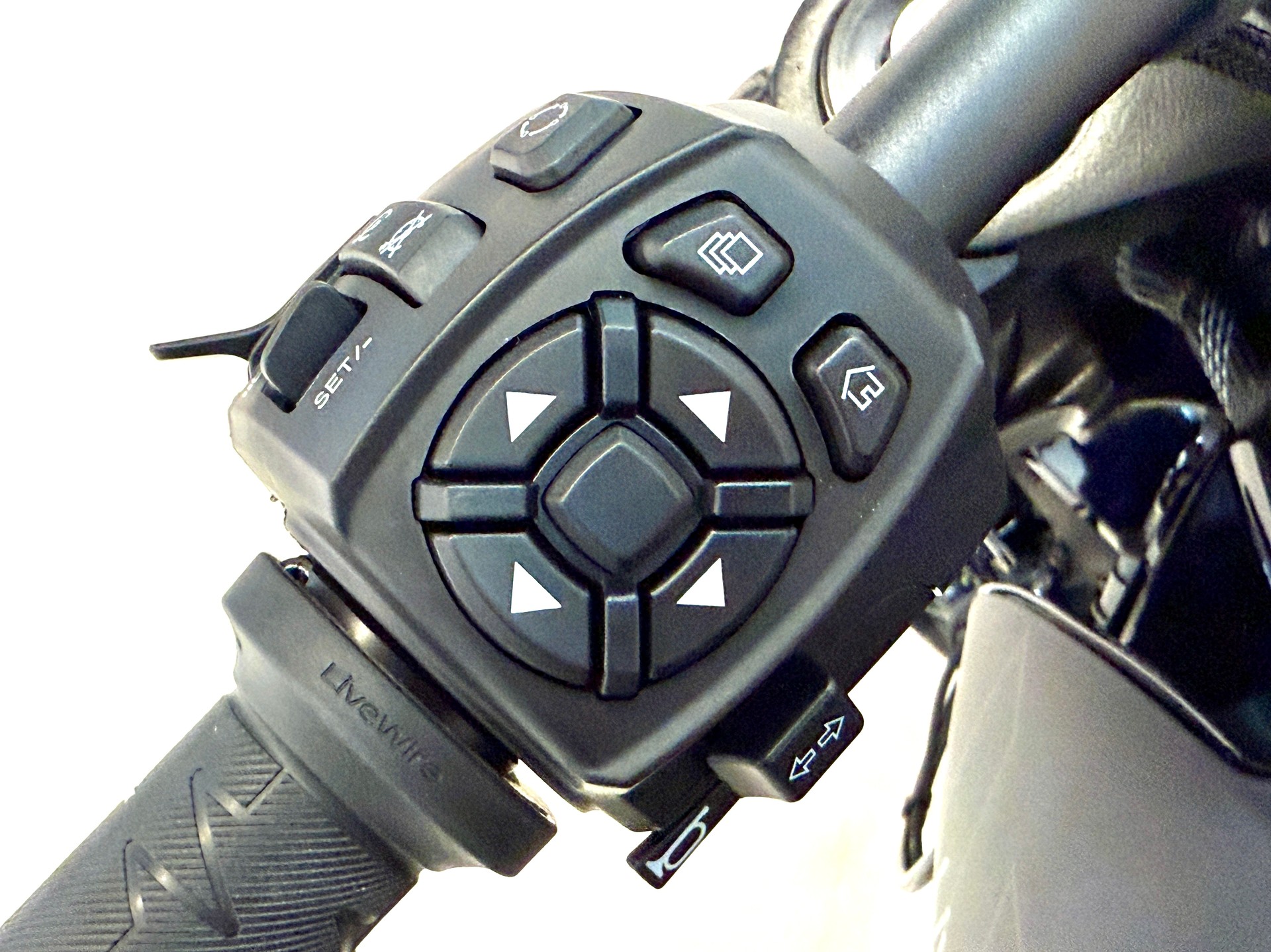 LIVEWIRE S2 Alpinista-image-4