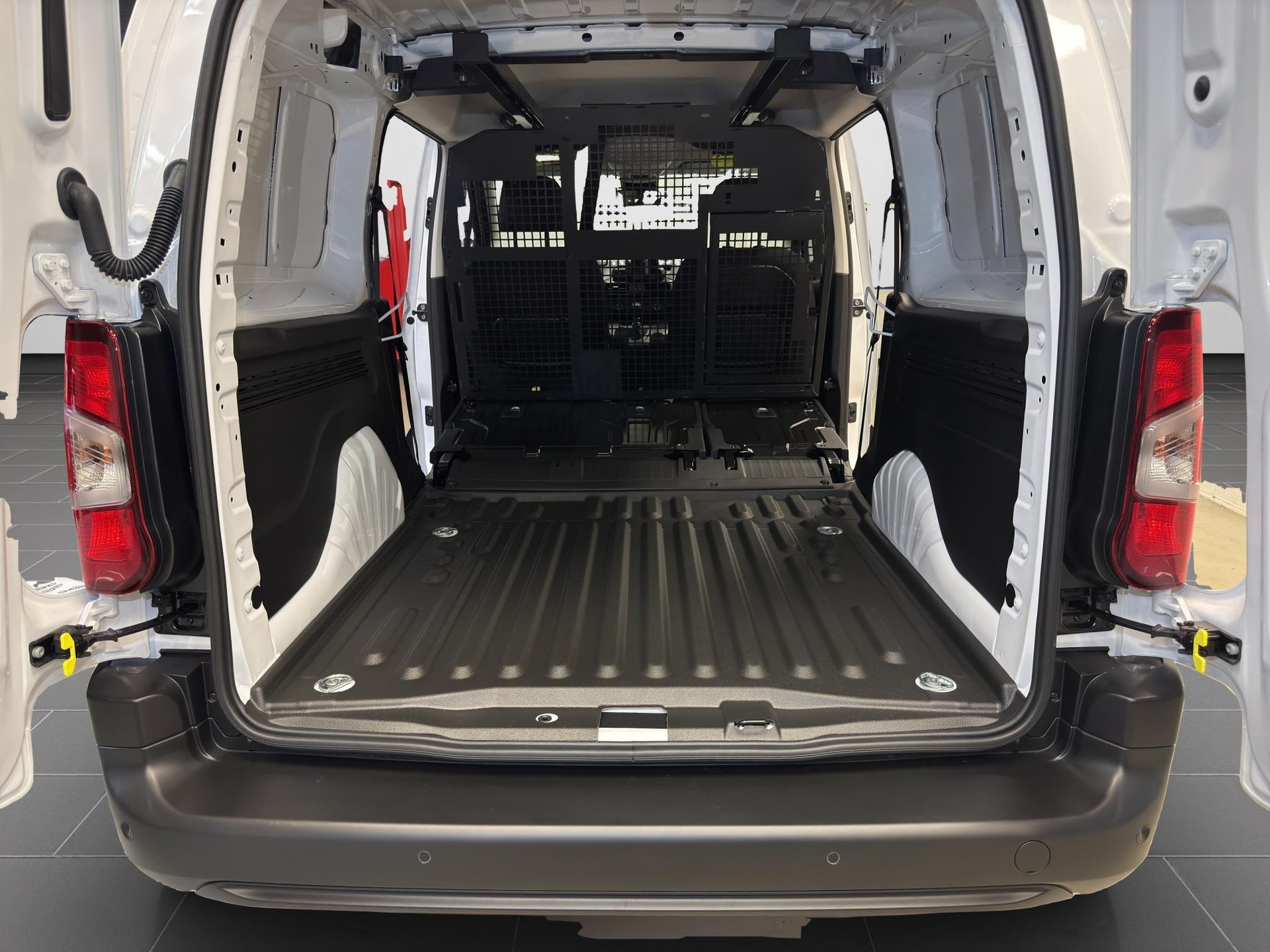 OPEL Combo Cargo Crew 2.4 t XL 1.5 D S/S-image-12
