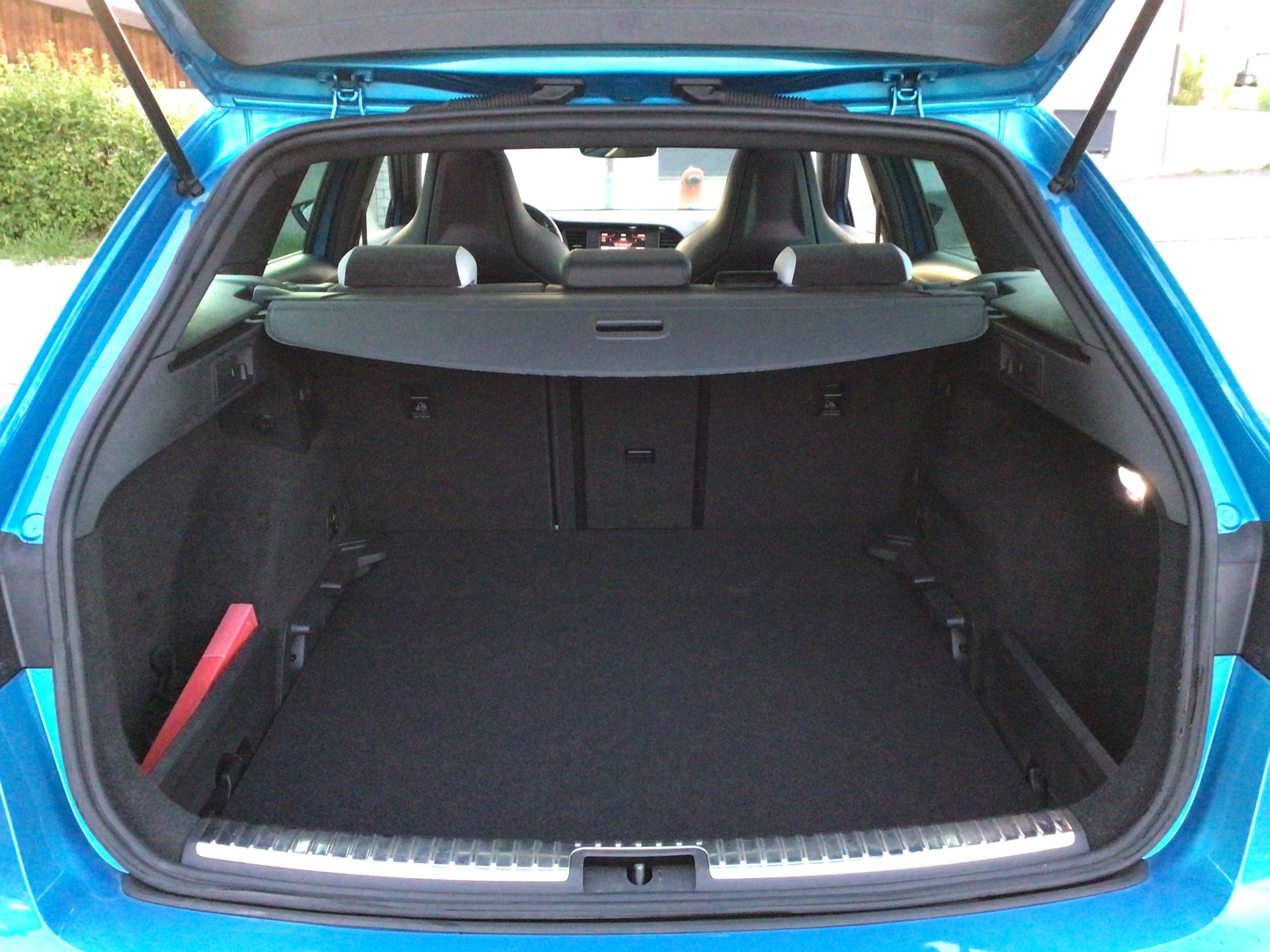 SEAT Leon ST 2.0 TSI Cupra 290 DSG-image-13