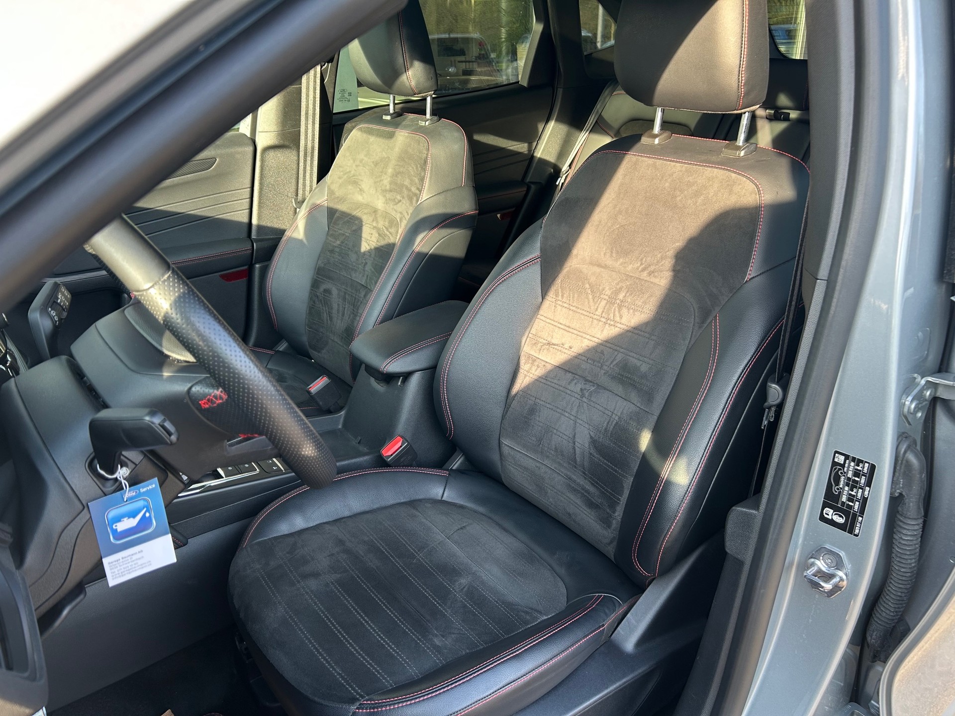 FORD Kuga 2.5 PHEV ST-Line X 2WD-image-8