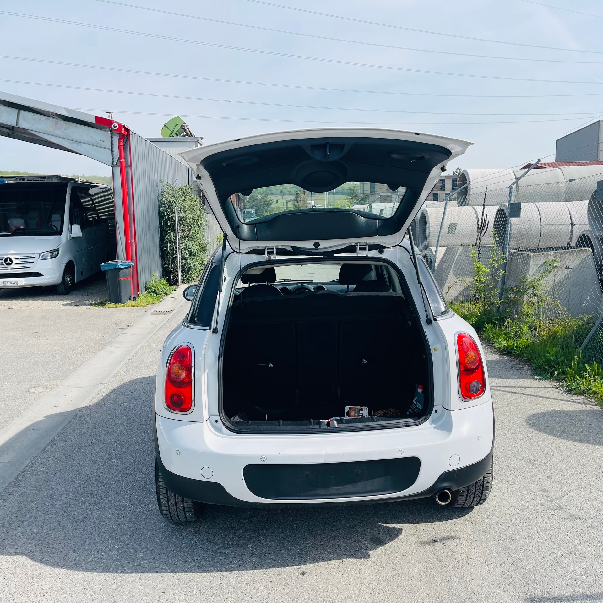 MINI Countryman Cooper FWD-image-6