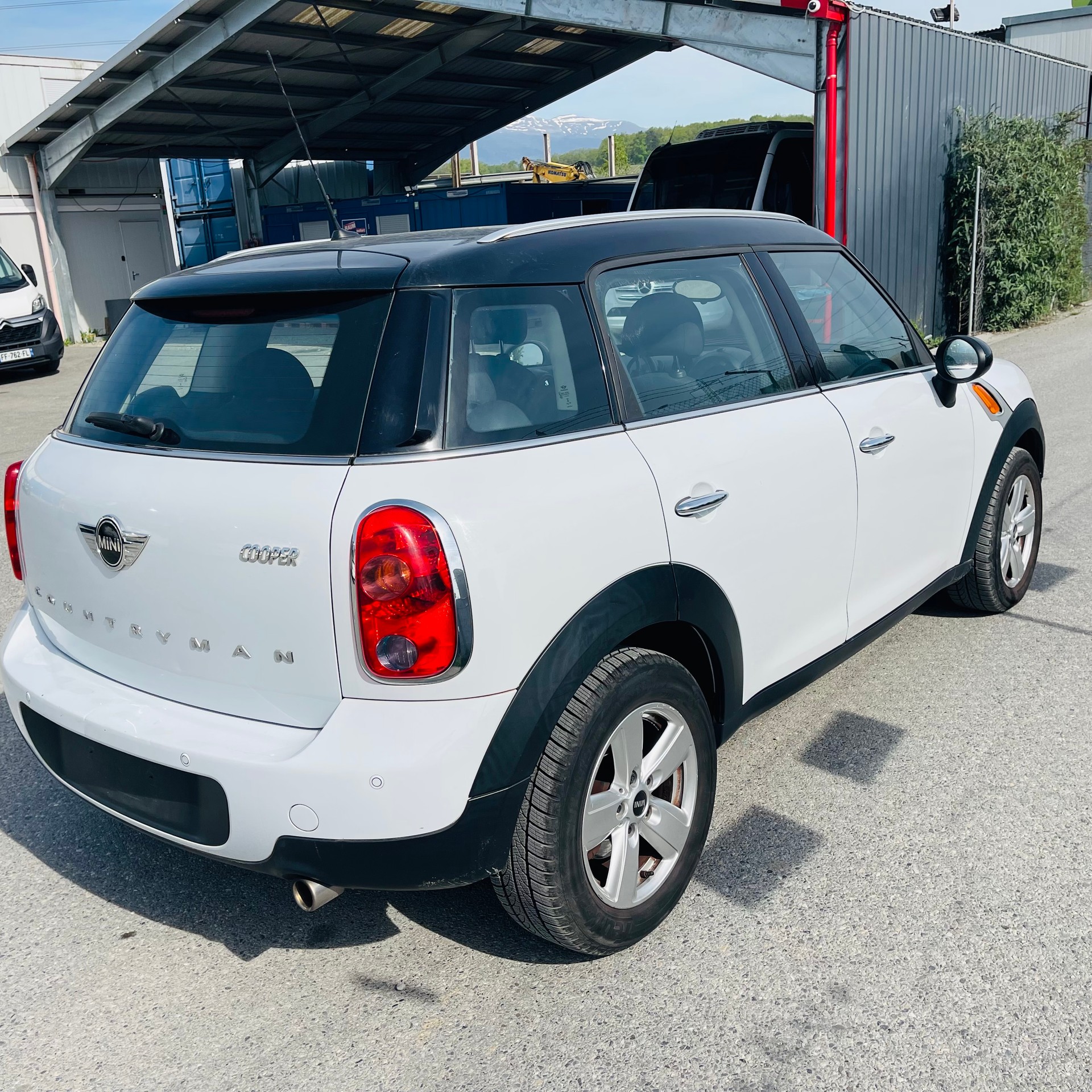 MINI Countryman Cooper FWD-image-4