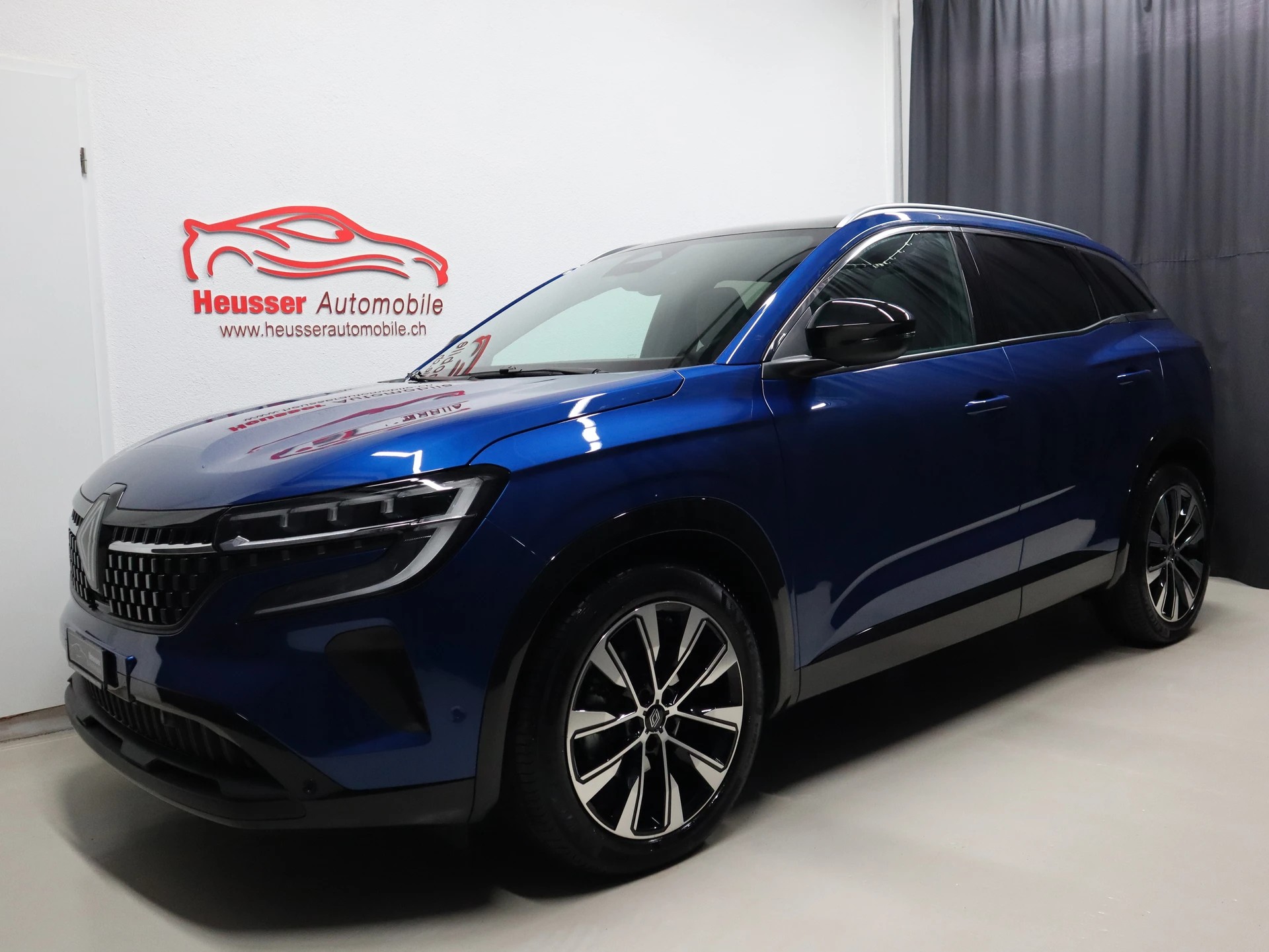 RENAULT Austral 1.3 MHEV 160 Techno Automatic - Panorama - Digital Cockpit - Navi - Teil-Leder - Kamera - 158 PS-showroom-element-1