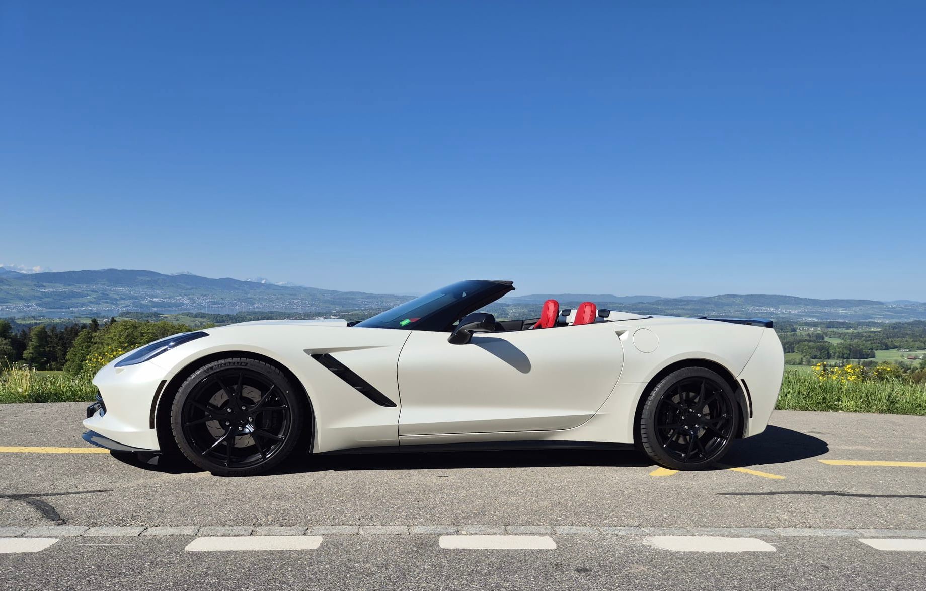 CHEVROLET Corvette Convertible Stingray
