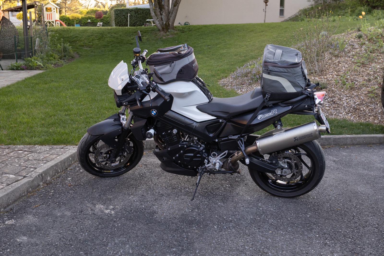 BMW BMW F 800 R ABS - 35 kW-image-1