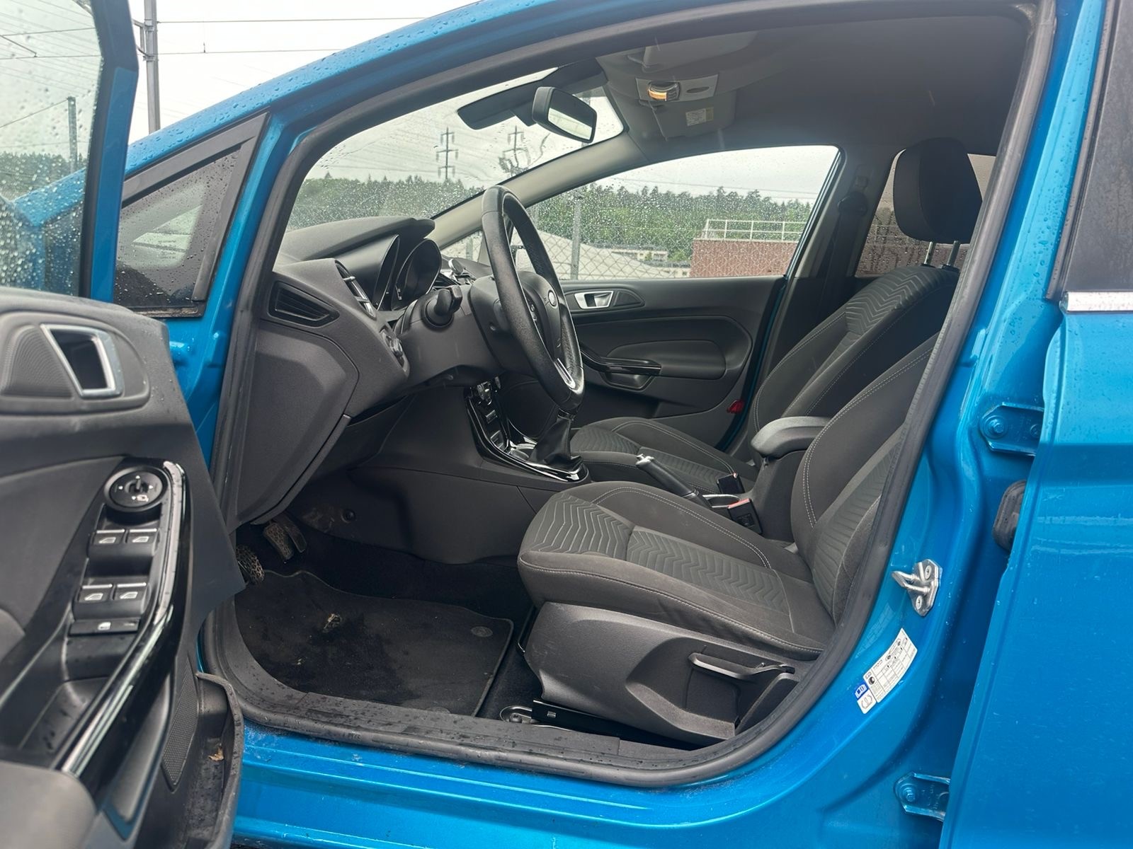 FORD Fiesta 1.0 SCTi Titanium-image-7