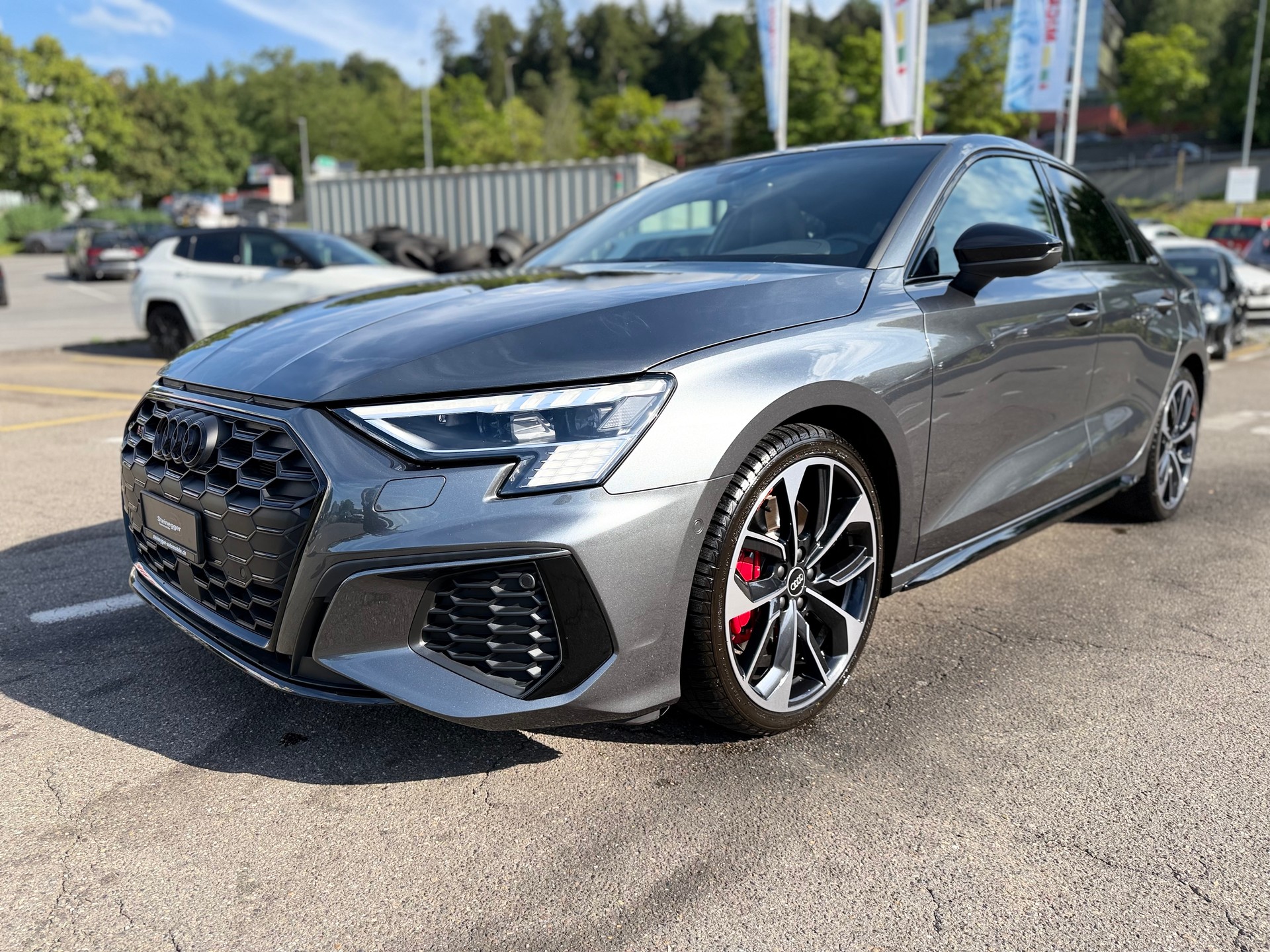 AUDI S3 Limousine 2.0 TFSI quattro S-tronic-image-5