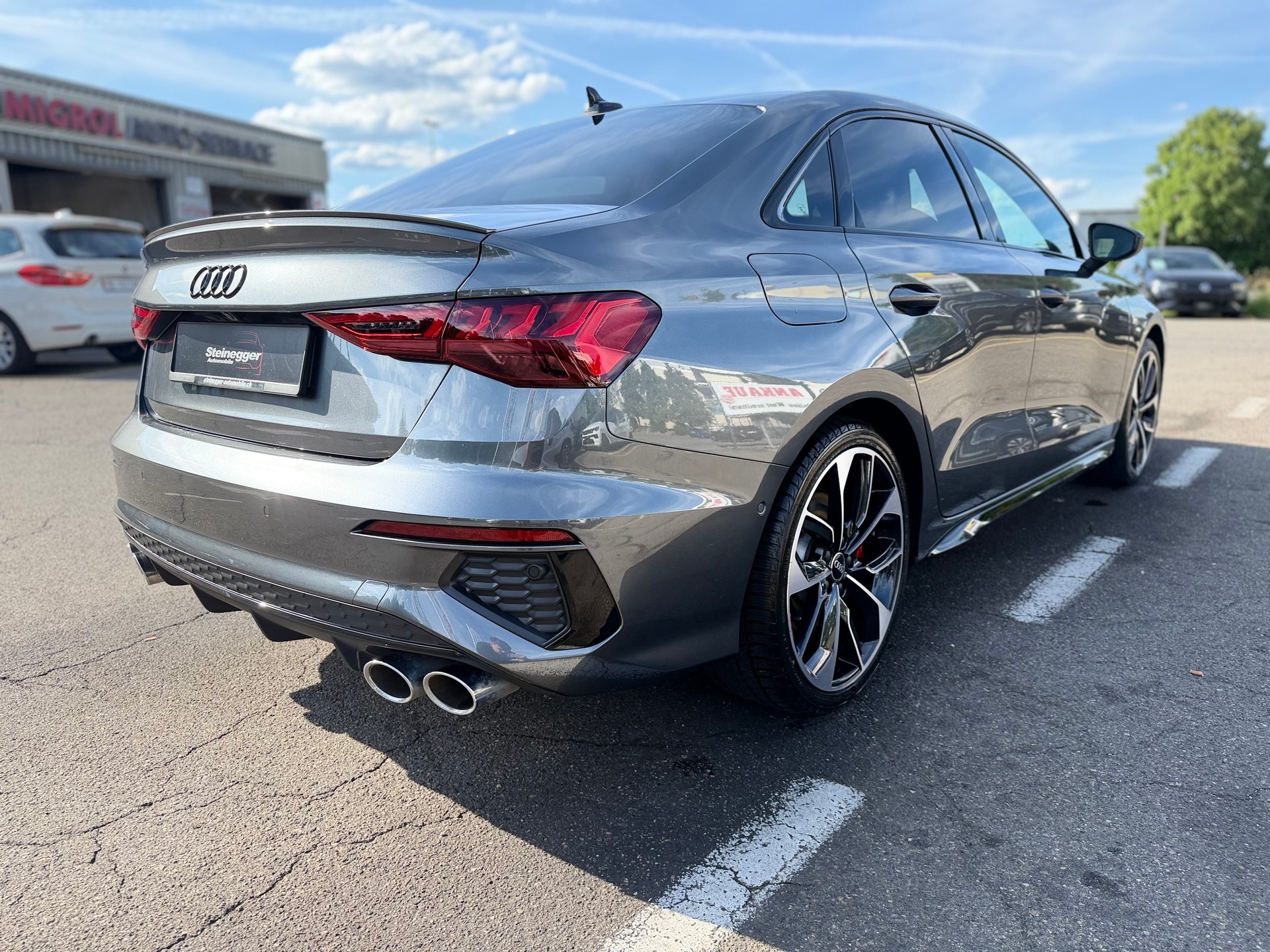 AUDI S3 Limousine 2.0 TFSI quattro S-tronic-image-10