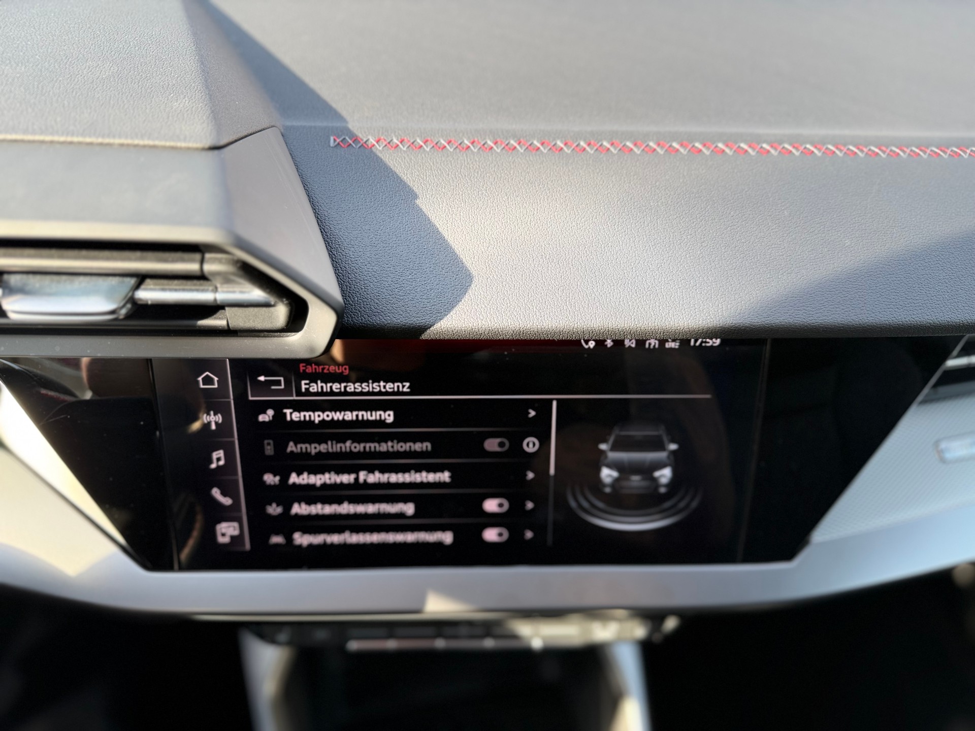 AUDI S3 Limousine 2.0 TFSI quattro S-tronic-image-19
