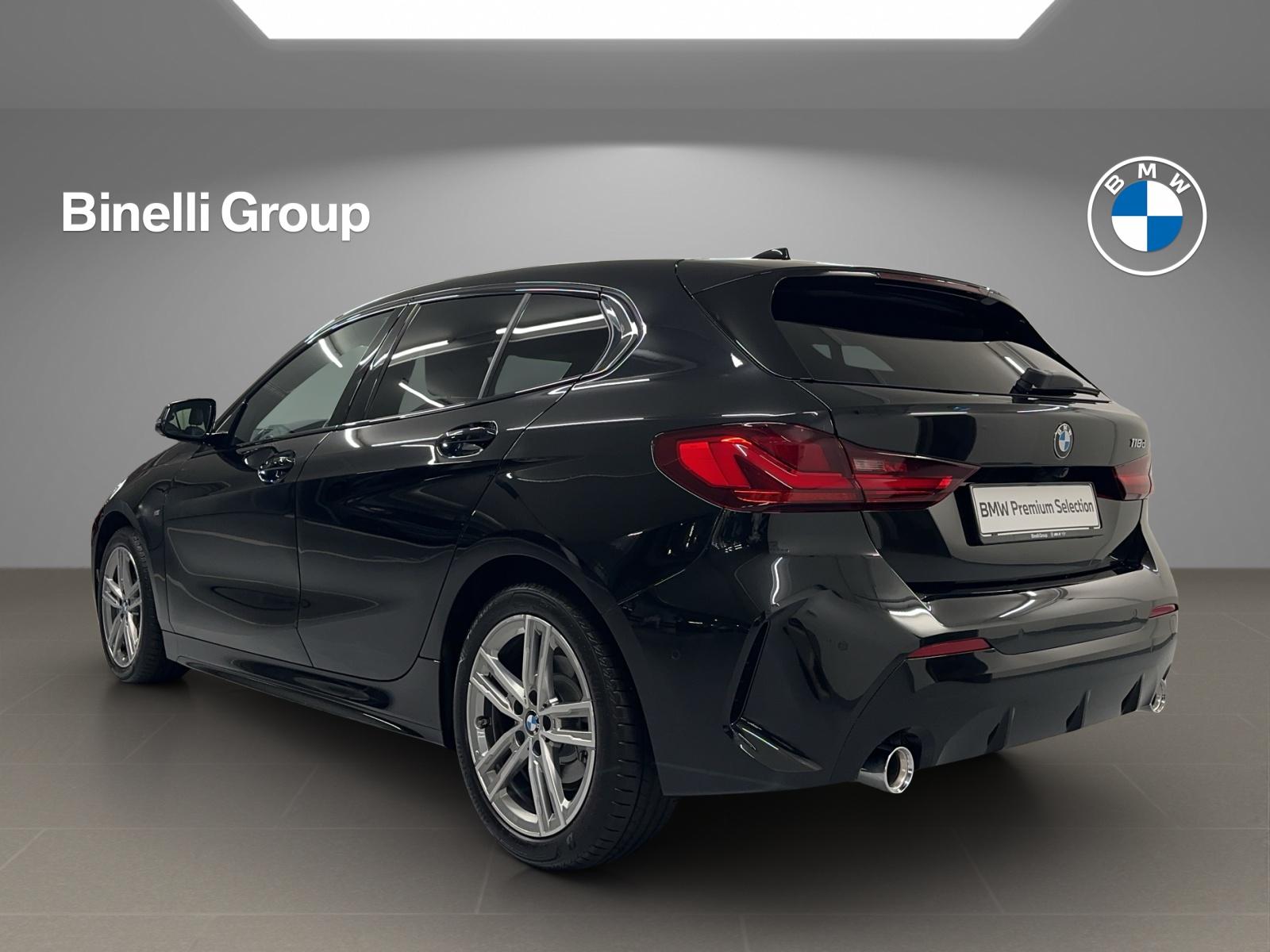 BMW 118d-showroom-element-2