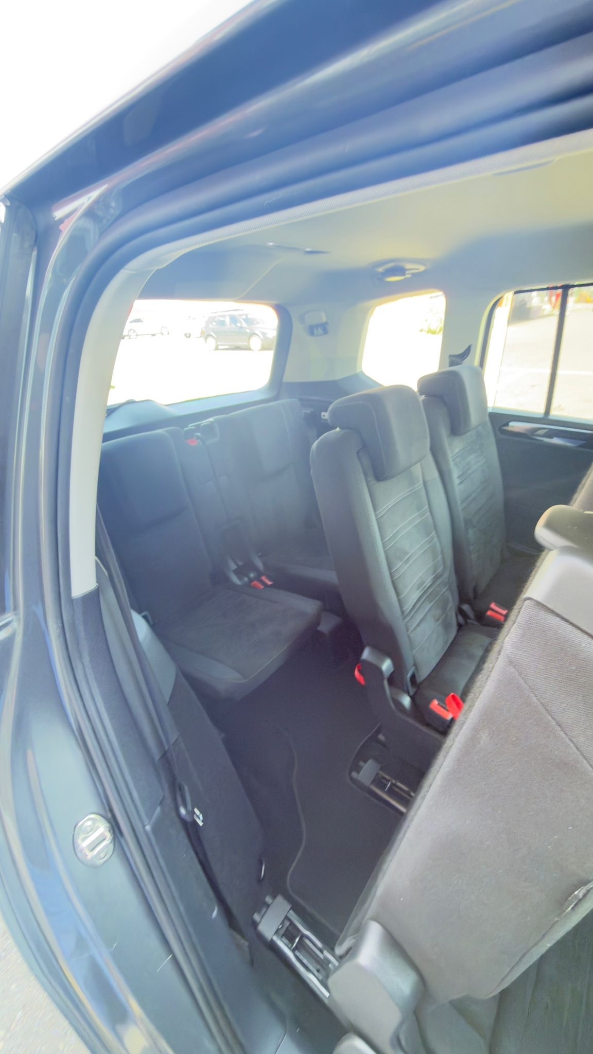 VW Touran 1.8 TSI BlueMotion Technology Highline DSG-image-8