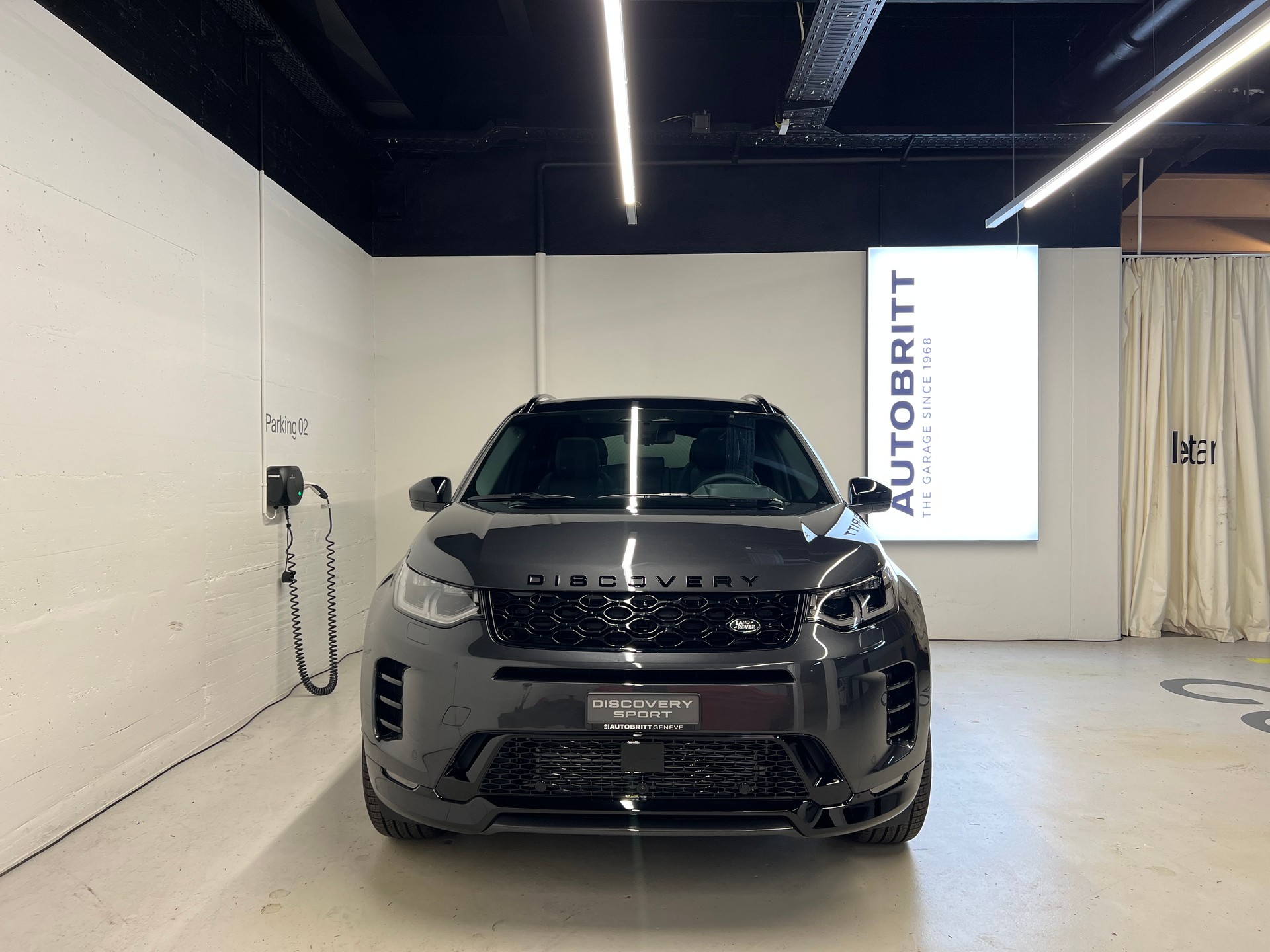 LAND ROVER Discovery Sport 1.5 T 270e Landmark-image-9
