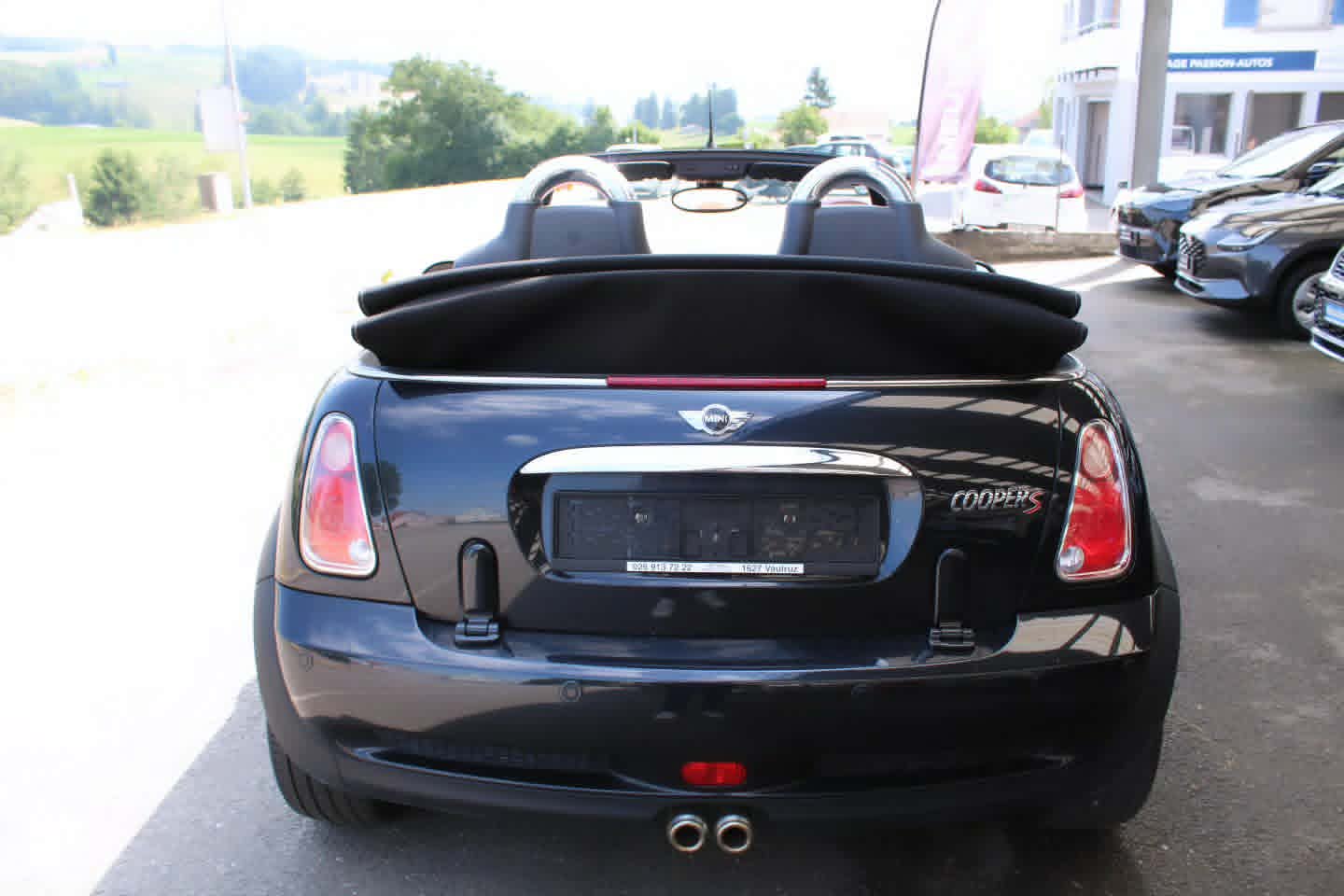 MINI Cooper S Cabriolet-image-6