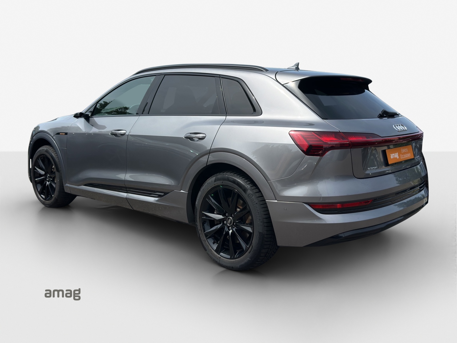 AUDI e-tron 55 Advanced quattro-showroom-element-2