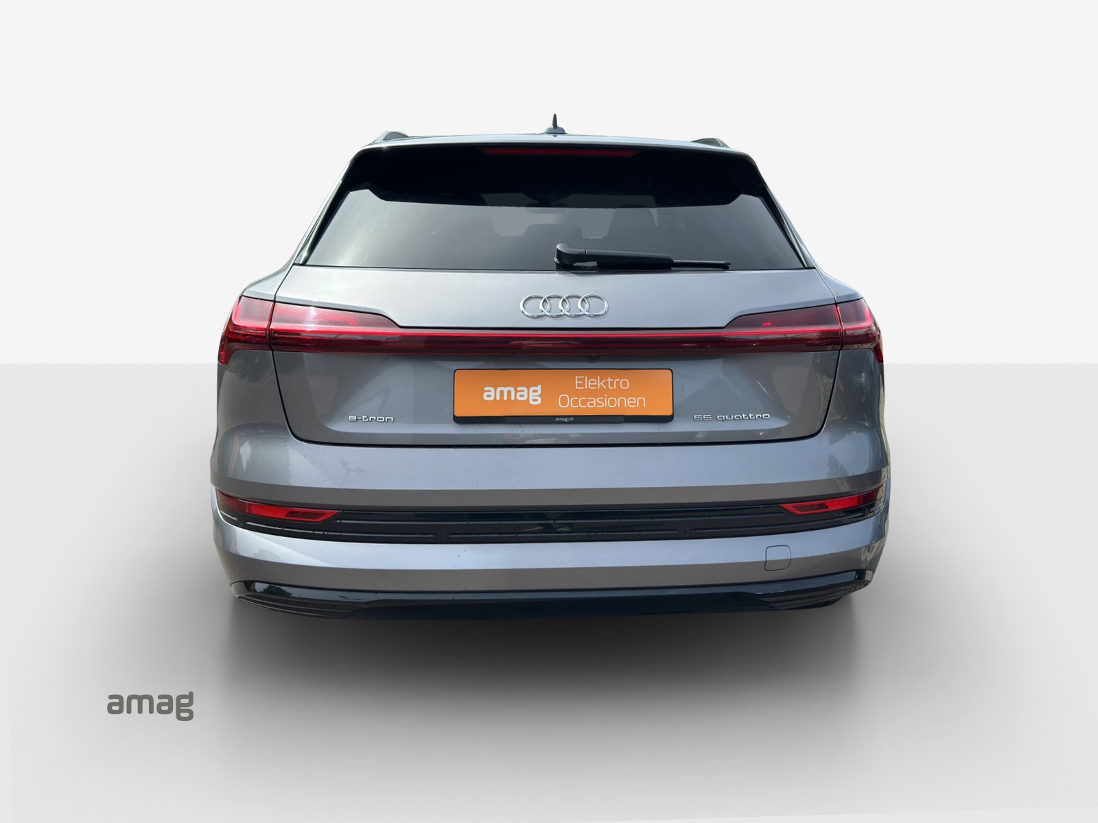 AUDI e-tron 55 Advanced quattro-showroom-element-3