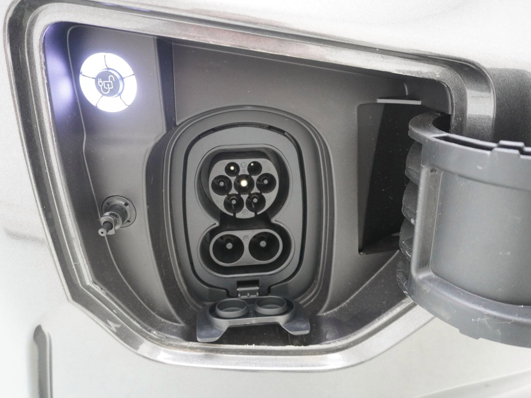FORD E-TOURNEO Custom L2 Titanium X-image-23