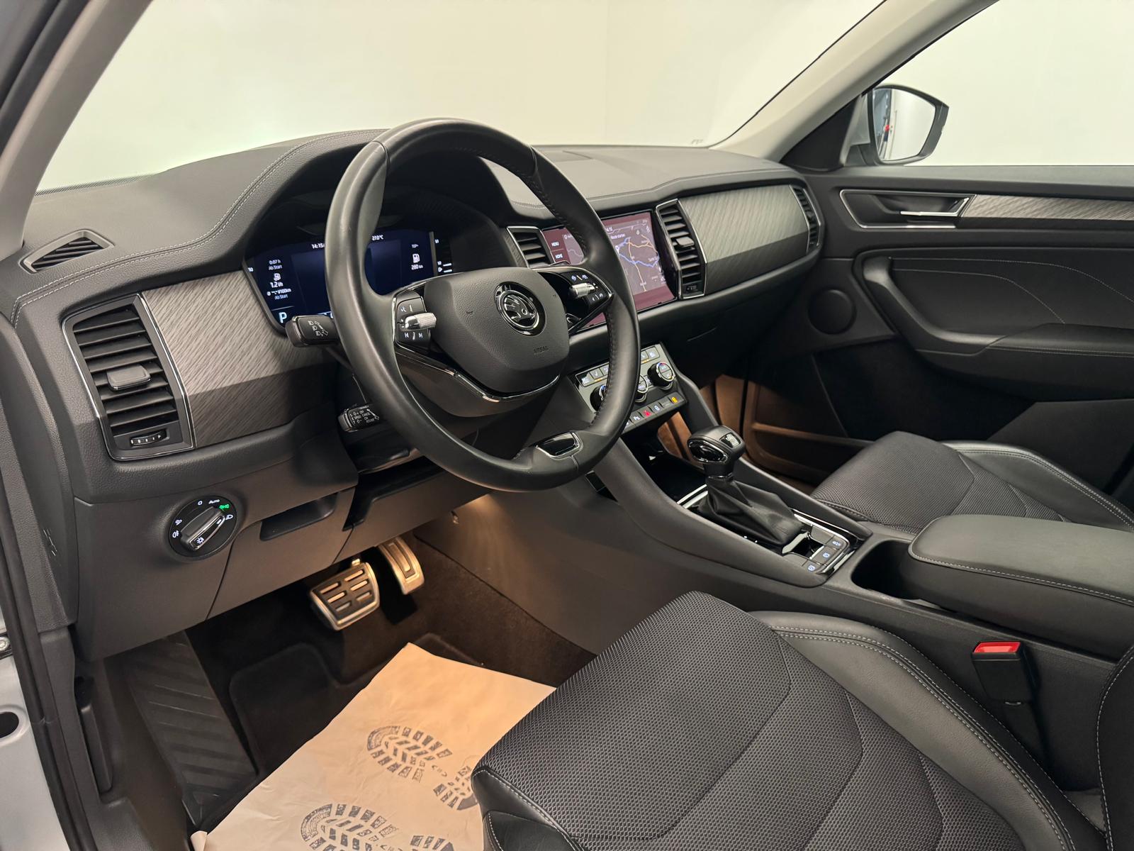 SKODA Kodiaq 2.0 TSI 4x4 Style-image-9