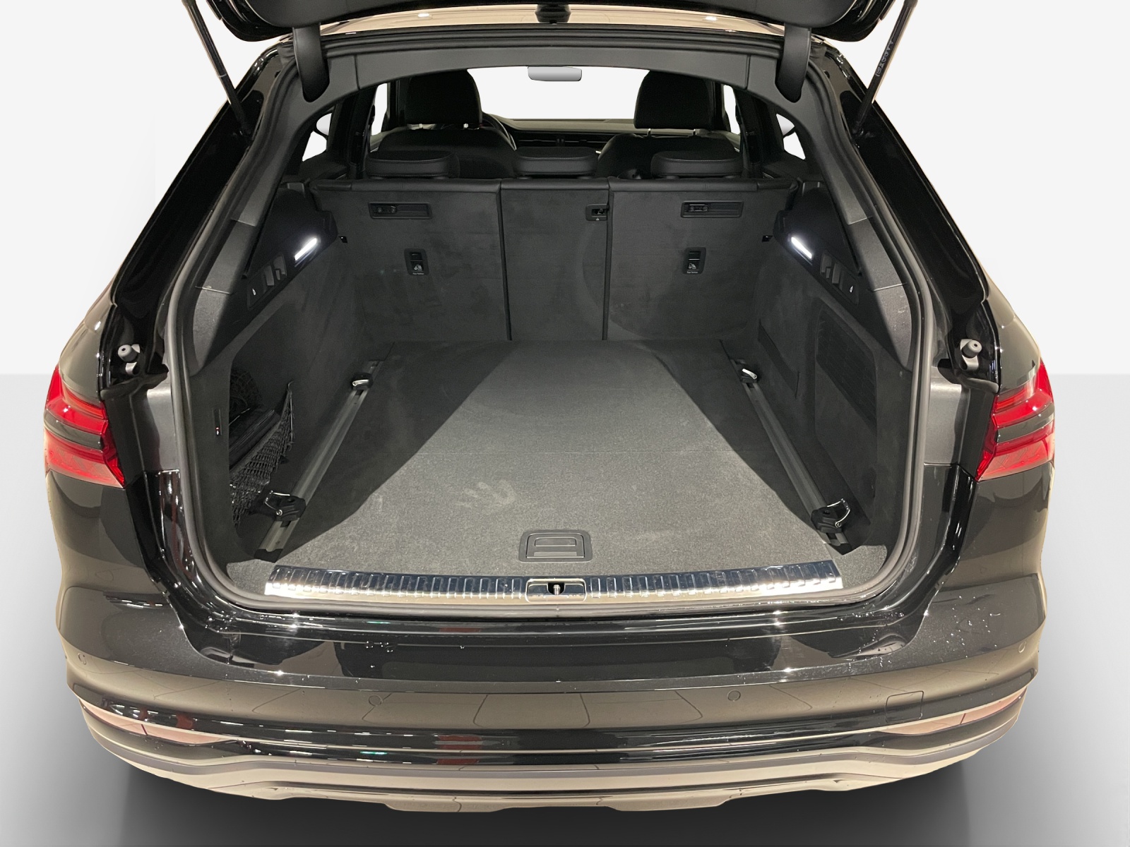 AUDI A6 allroad 55 TFSI quattro S-tronic-image-12
