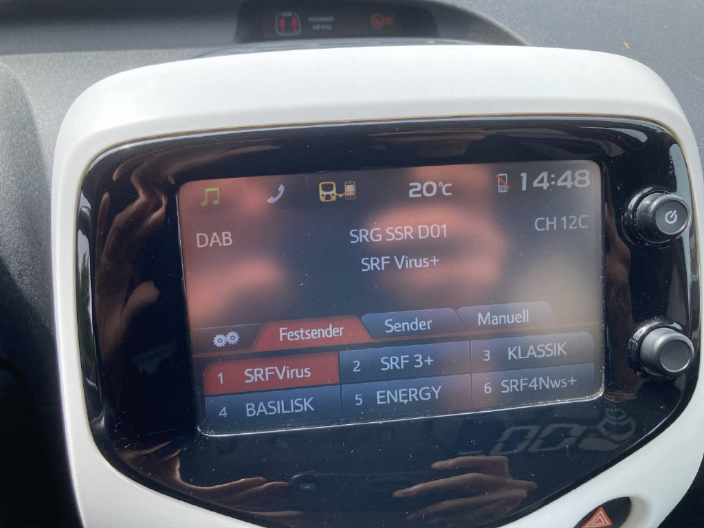 PEUGEOT 108 1.2 PureTech Roland Garros Top-image-8