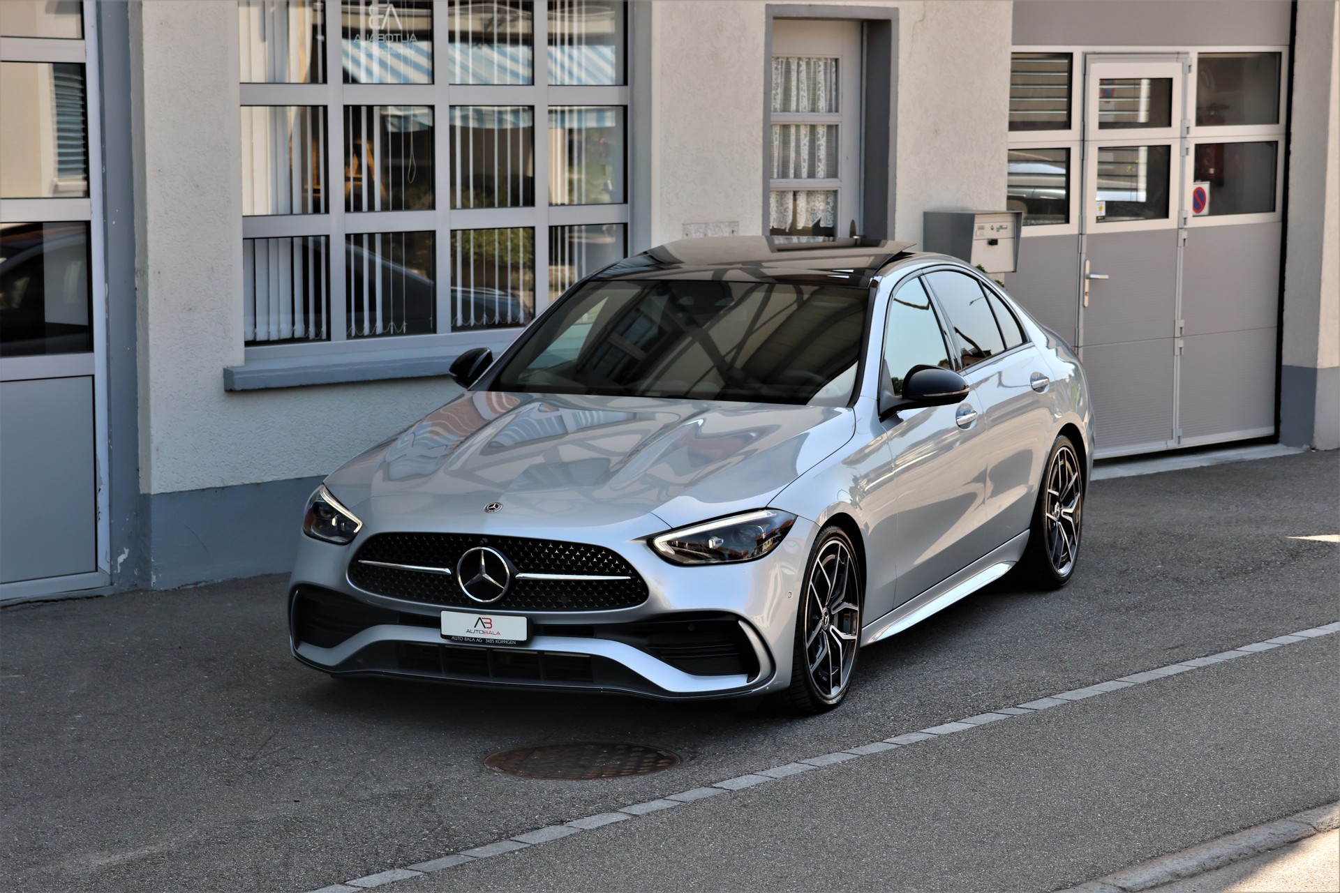 MERCEDES-BENZ C 300 4Matic AMG Line (CH)