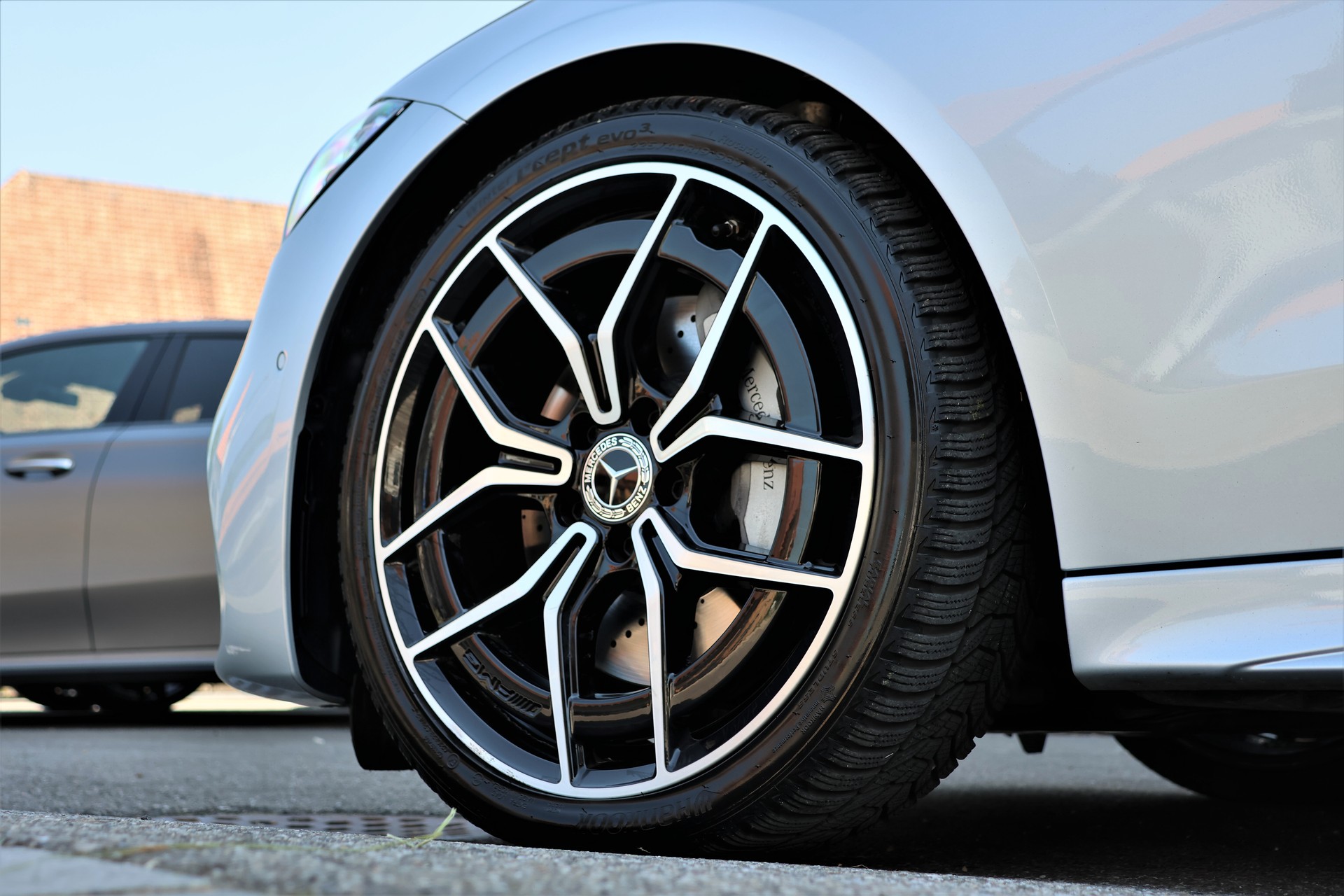 MERCEDES-BENZ C 300 4Matic AMG Line (CH)-image-6