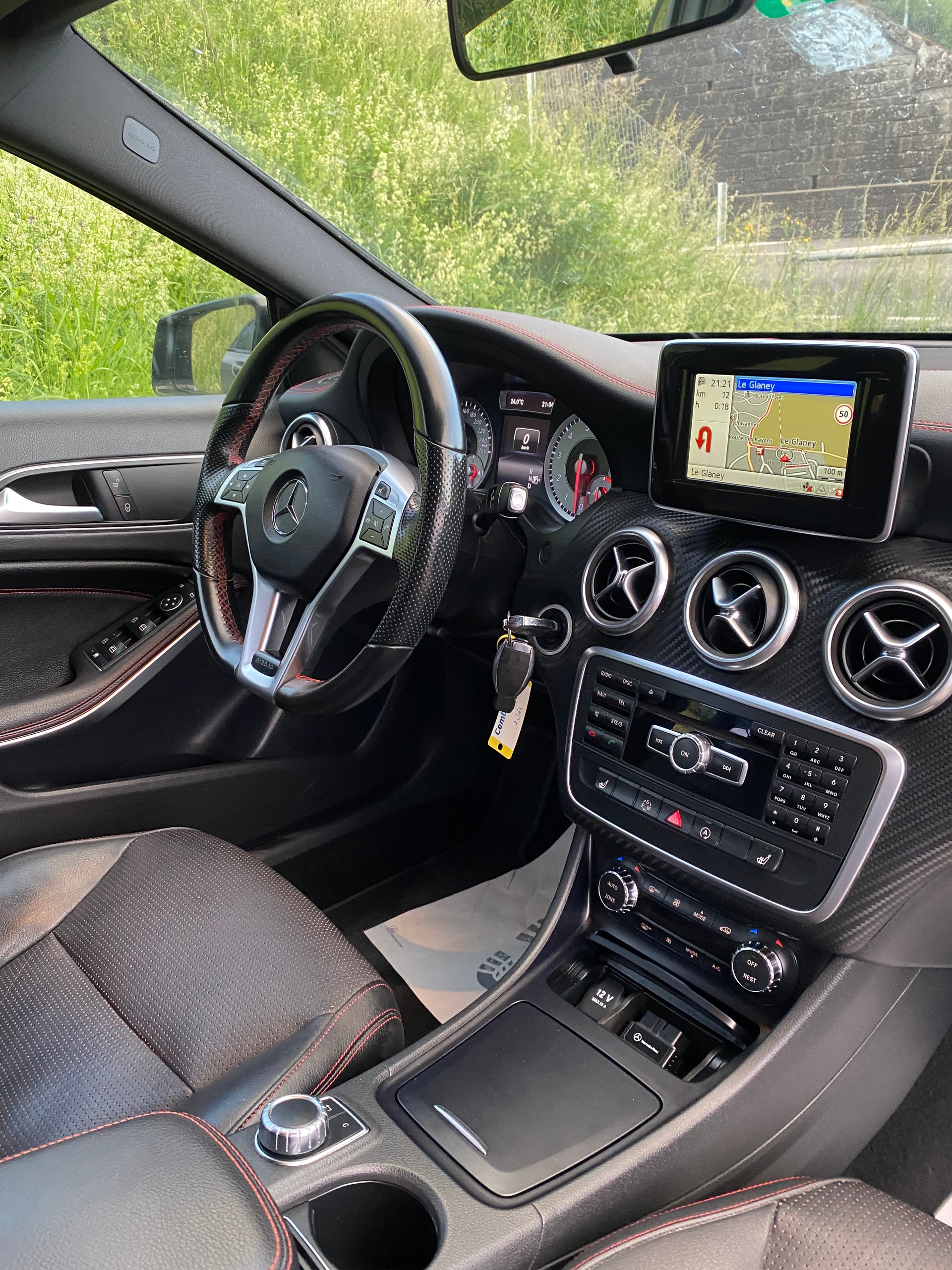 MERCEDES-BENZ A 180 Urban 7G-DCT-image-7