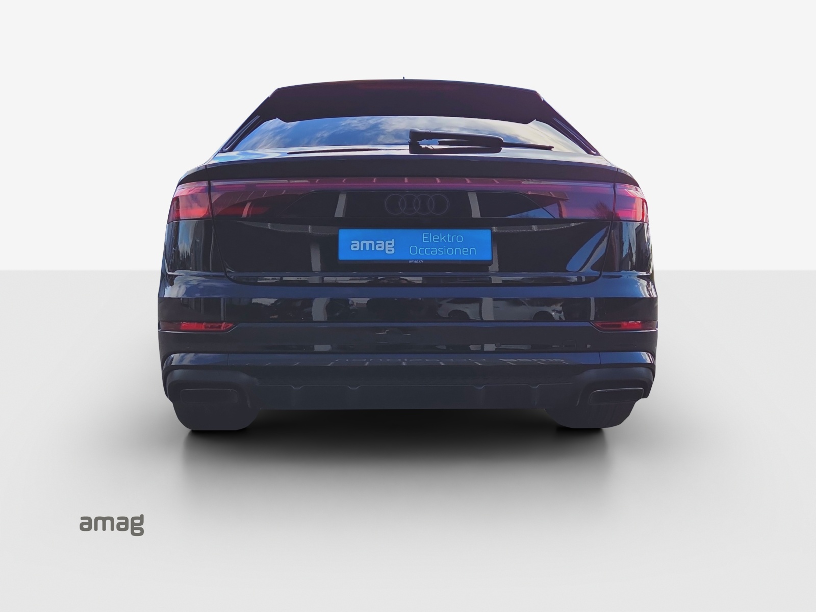 AUDI Q8 55 TFSI e quattro PHEV tiptronic-showroom-element-3