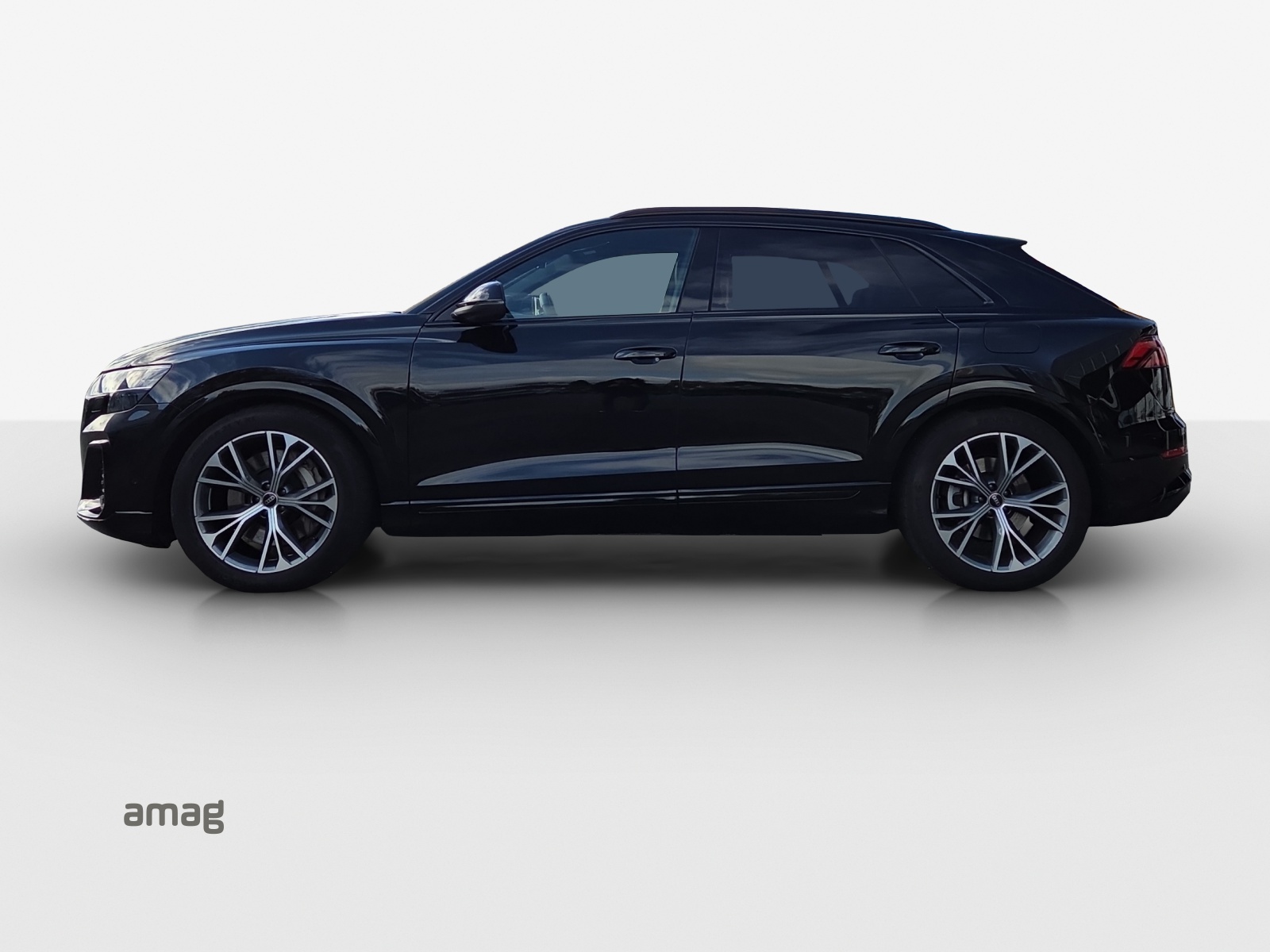 AUDI Q8 55 TFSI e quattro PHEV tiptronic-showroom-element-1
