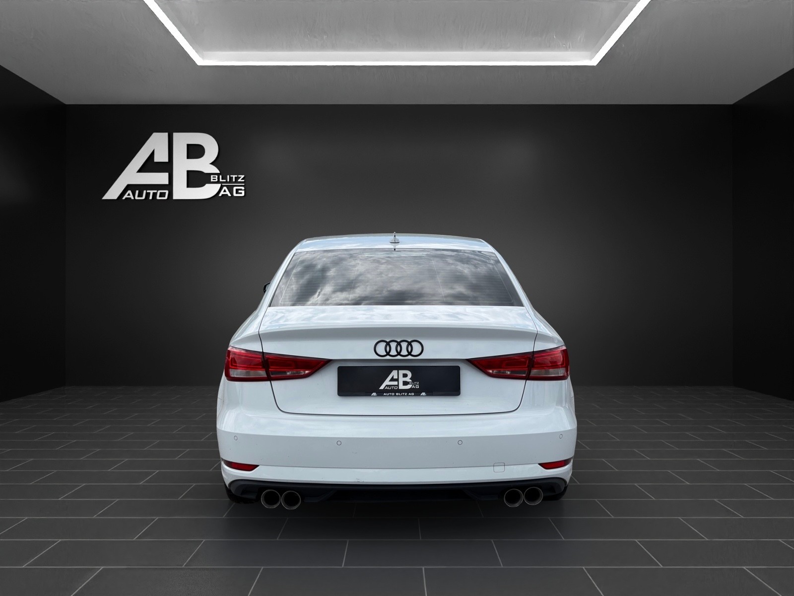 AUDI A3 Limousine 1.6 TDI-showroom-element-3