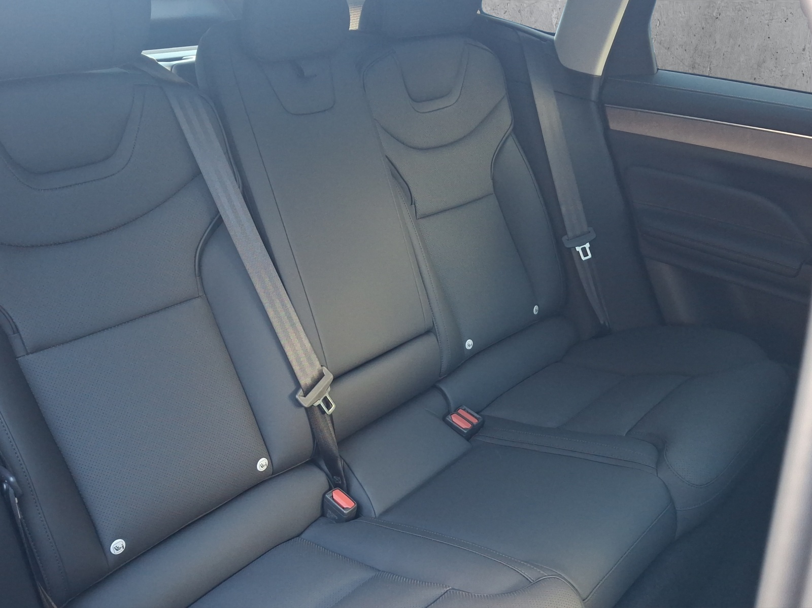 VOLVO ES90 Single 88 kWh Ultra-image-12