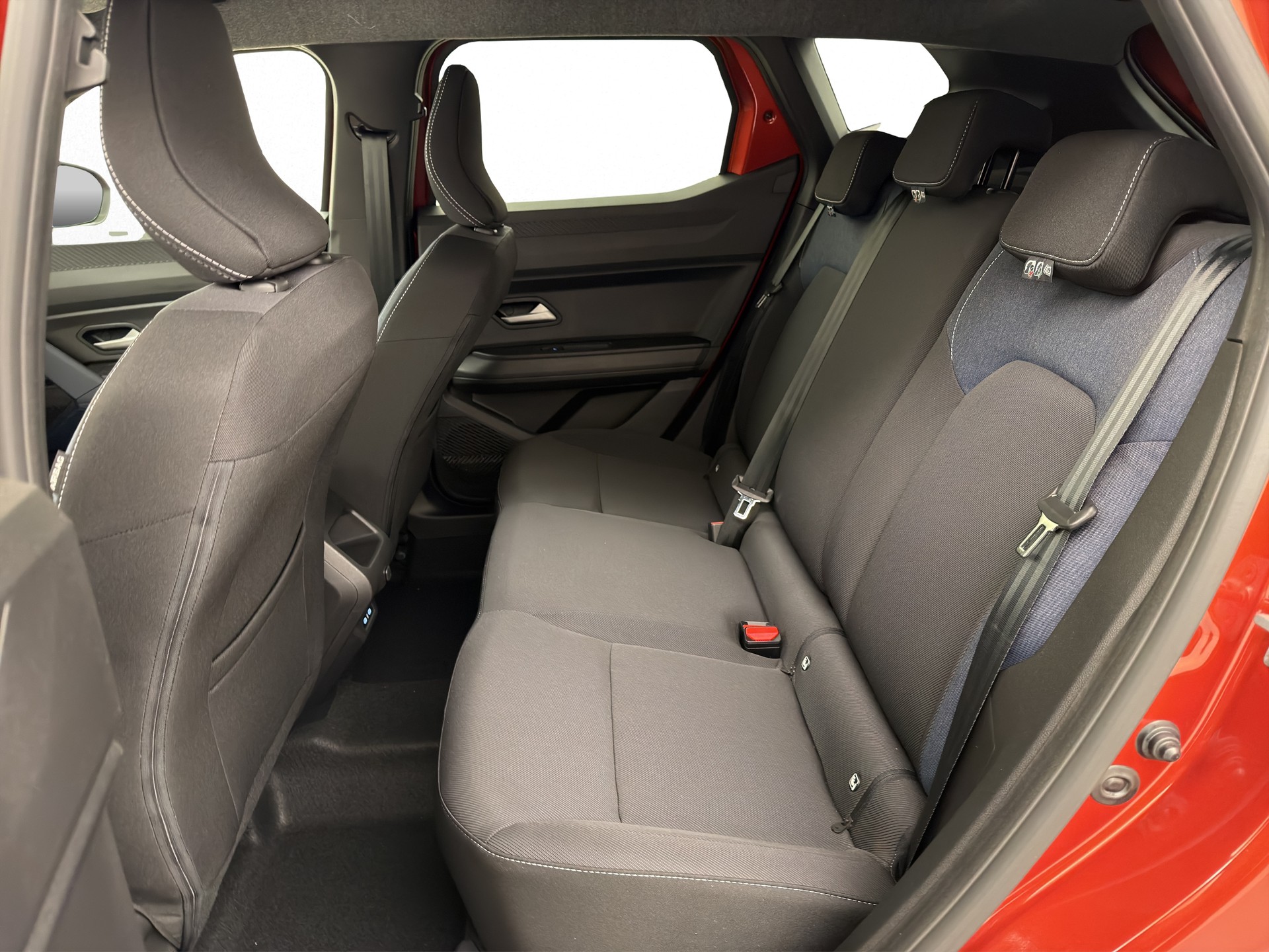 DACIA Duster 1.2 TCe Journey 4WD-image-11