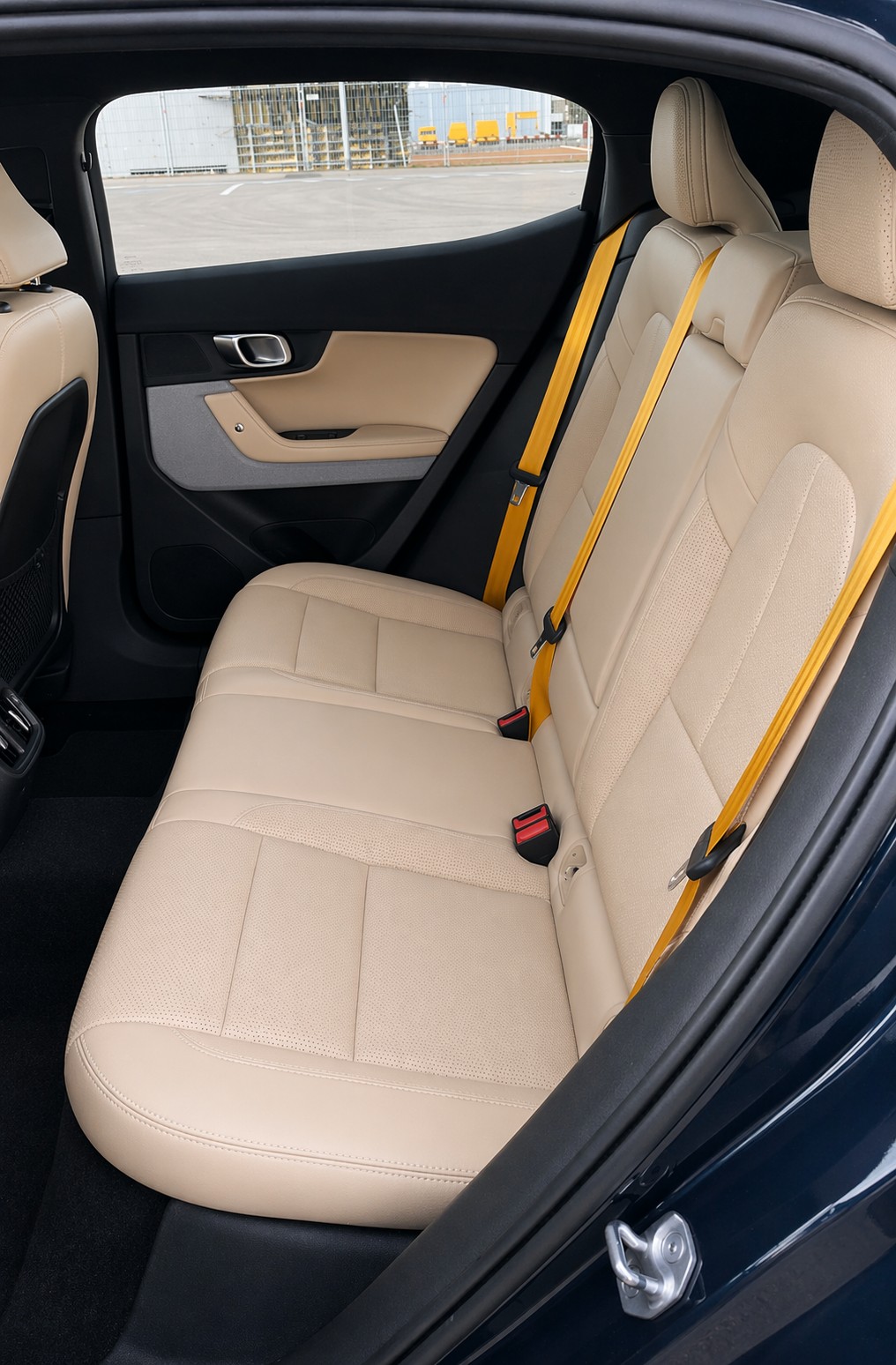 POLESTAR Polestar 2 Launch Edition 78kWh Performance-image-3