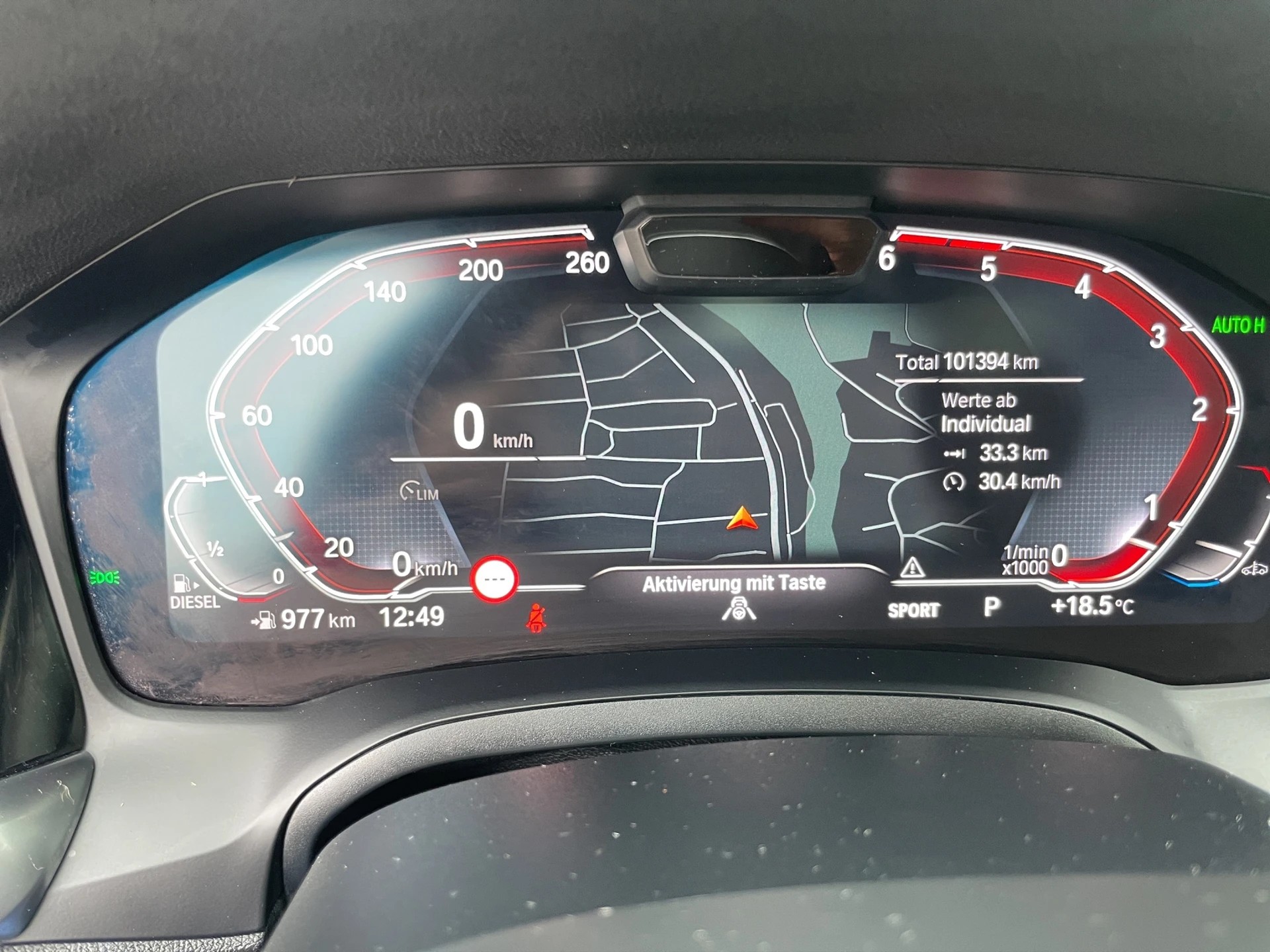 BMW 320d xDrive Touring M Sport Steptronic-image-11