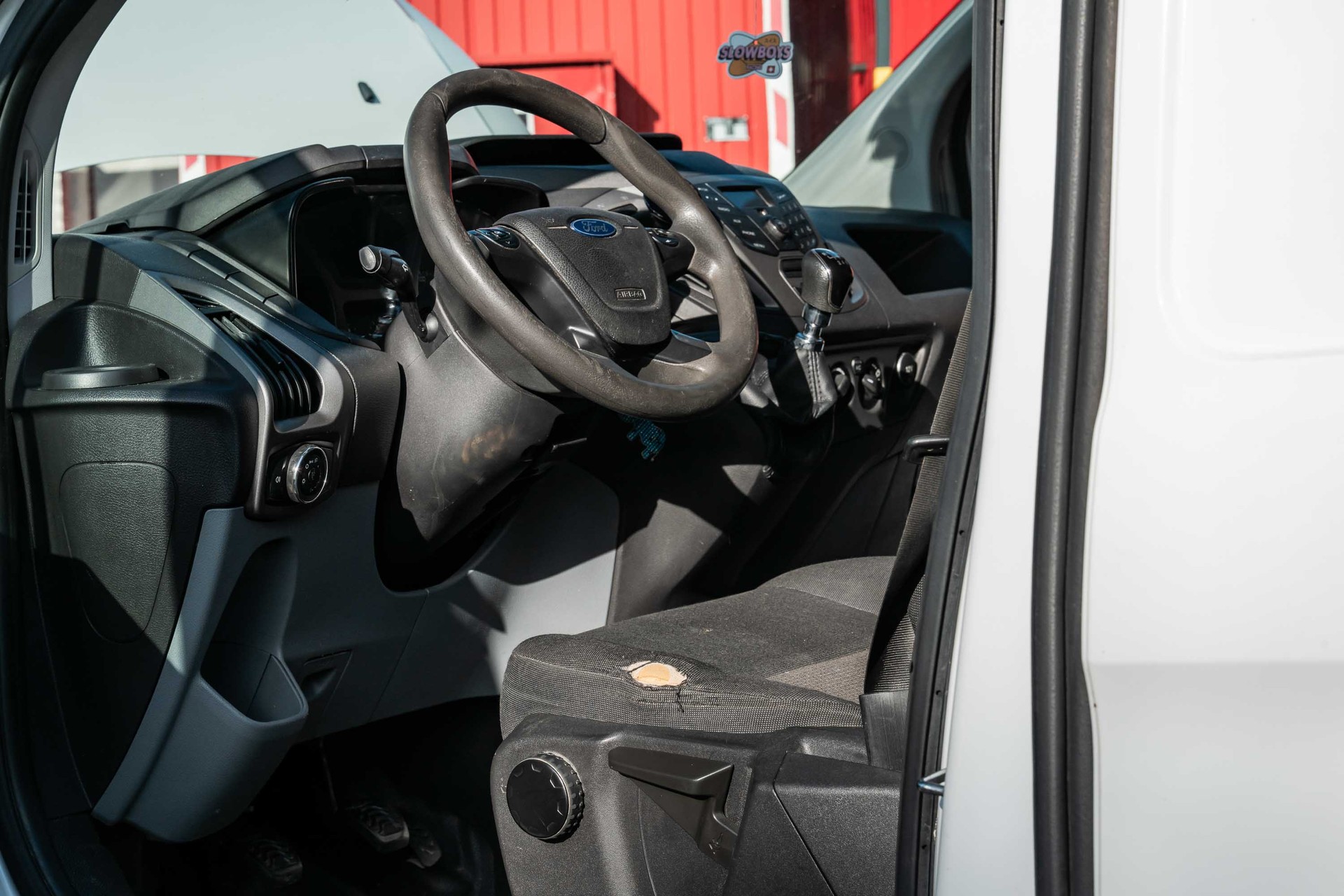 FORD TRANSIT CUSTOM-image-9