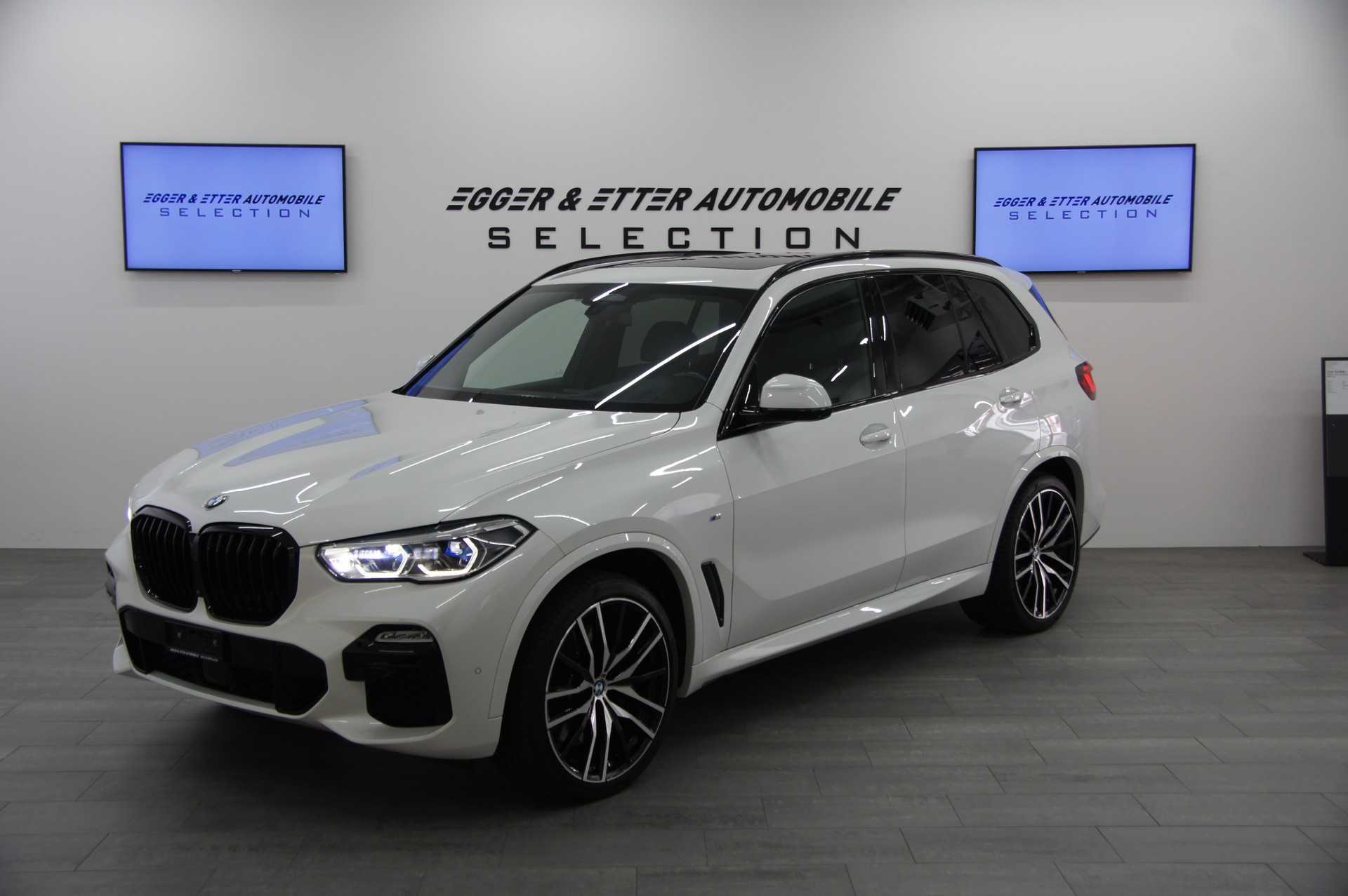 BMW X5 xDrive 48V 40d Steptronic-showroom-element-1