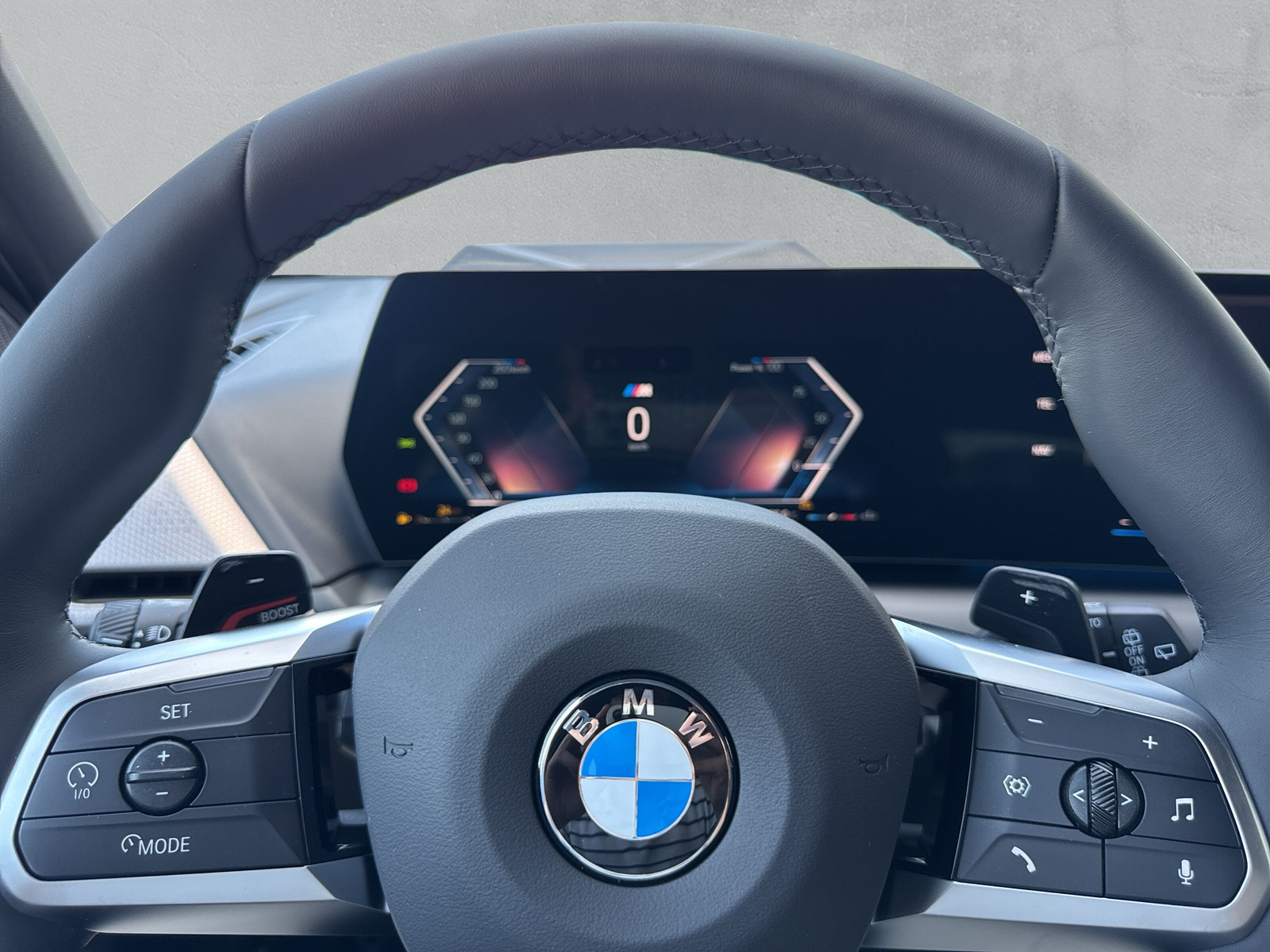 BMW 123 xDrive M Sport Pro Steptronic-image-21