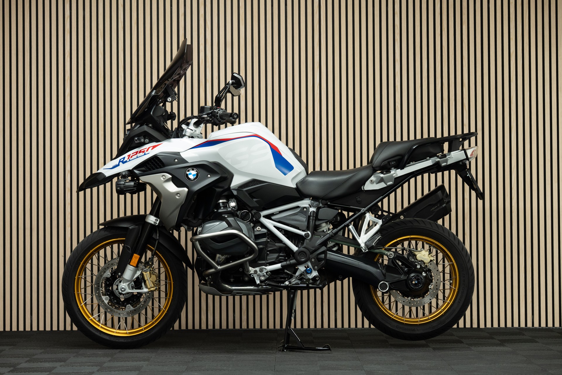 BMW R 1250 GS-image-1