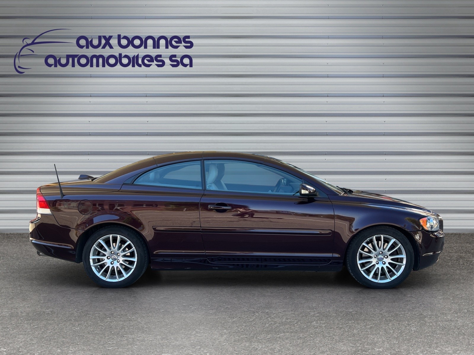 VOLVO C70 T5 Summum-image-5