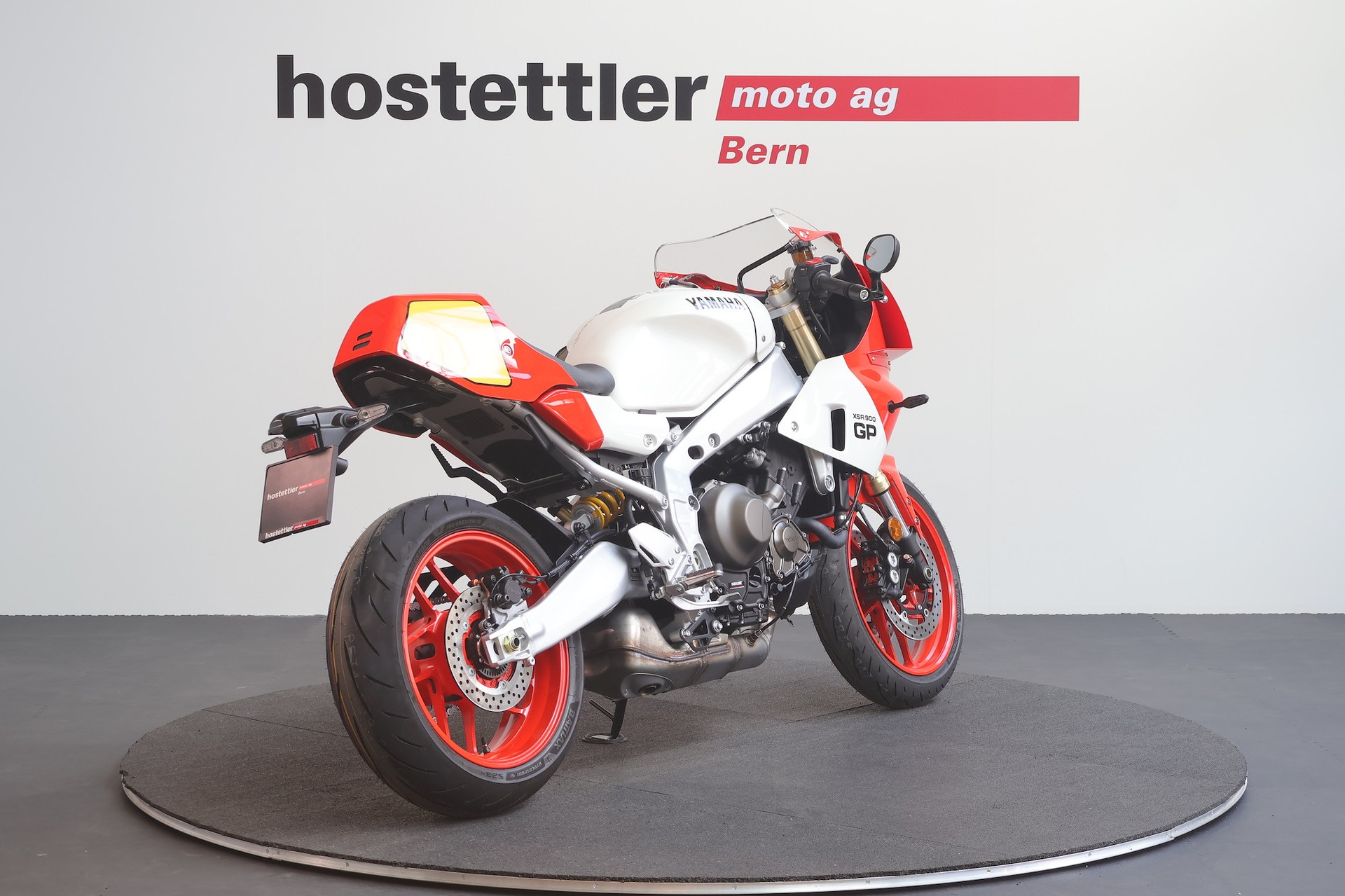 YAMAHA XSR 900 GP-showroom-element-2