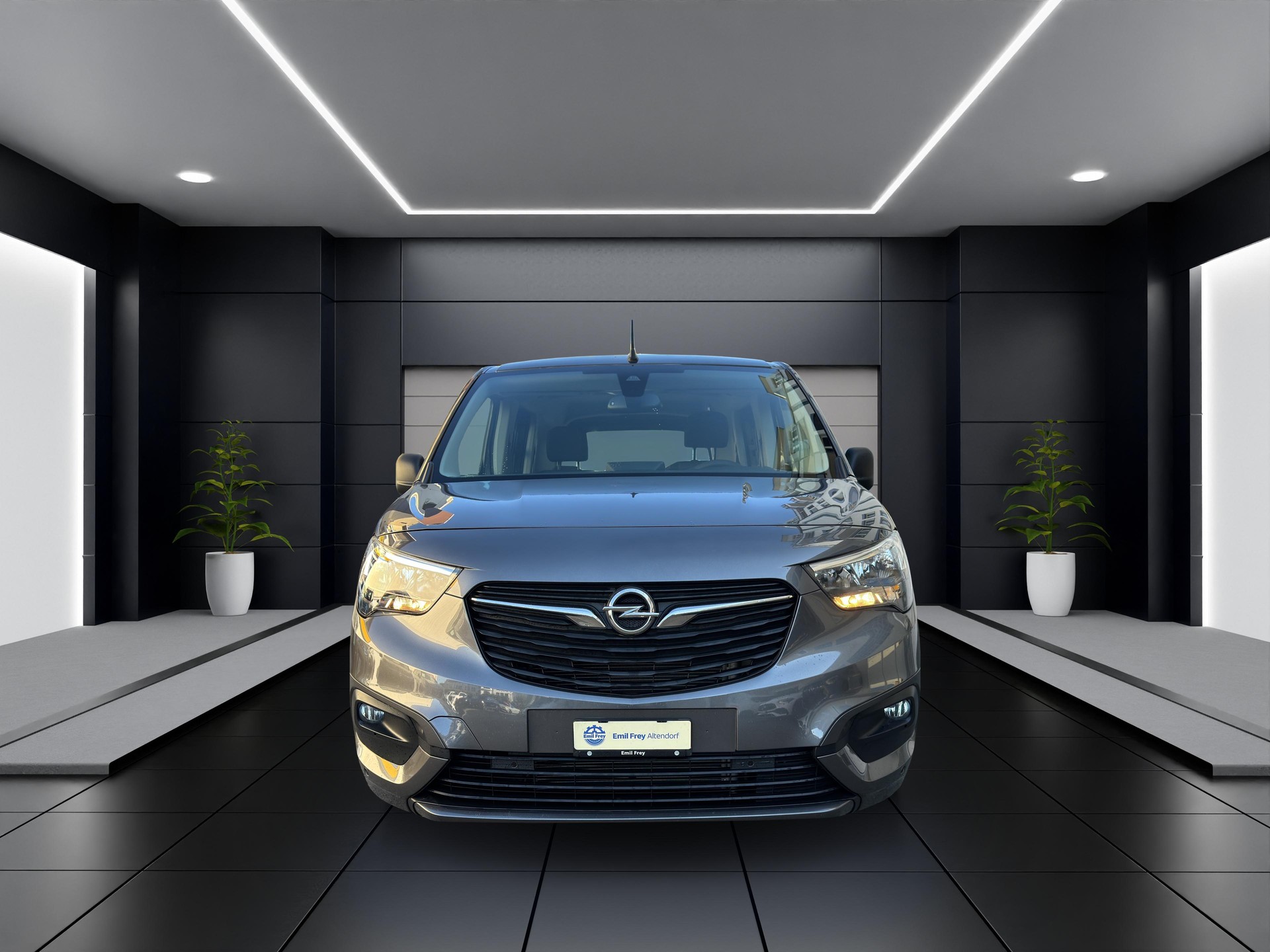 OPEL Combo-e Life Edition-showroom-element-1