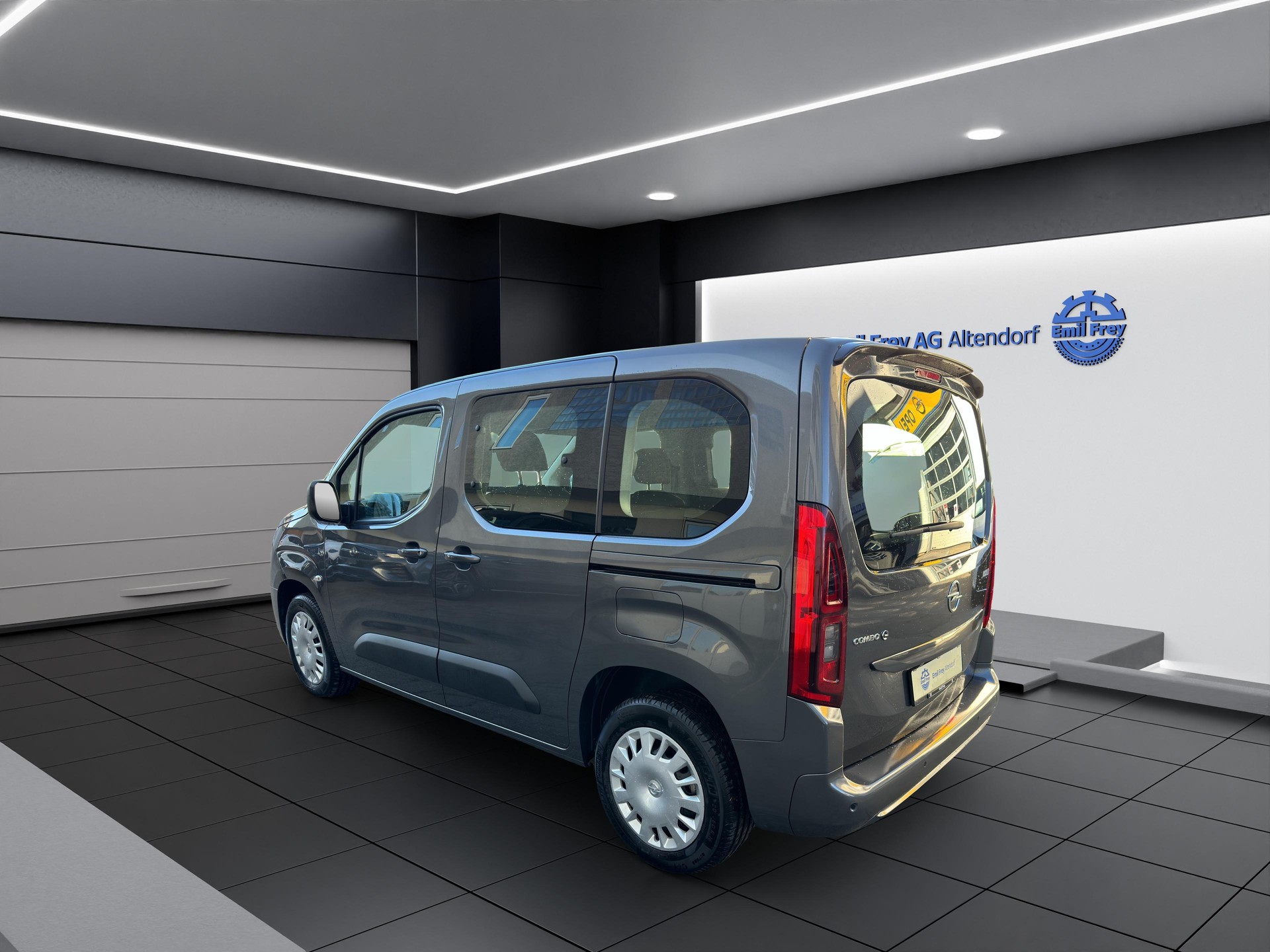 OPEL Combo-e Life Edition-showroom-element-3