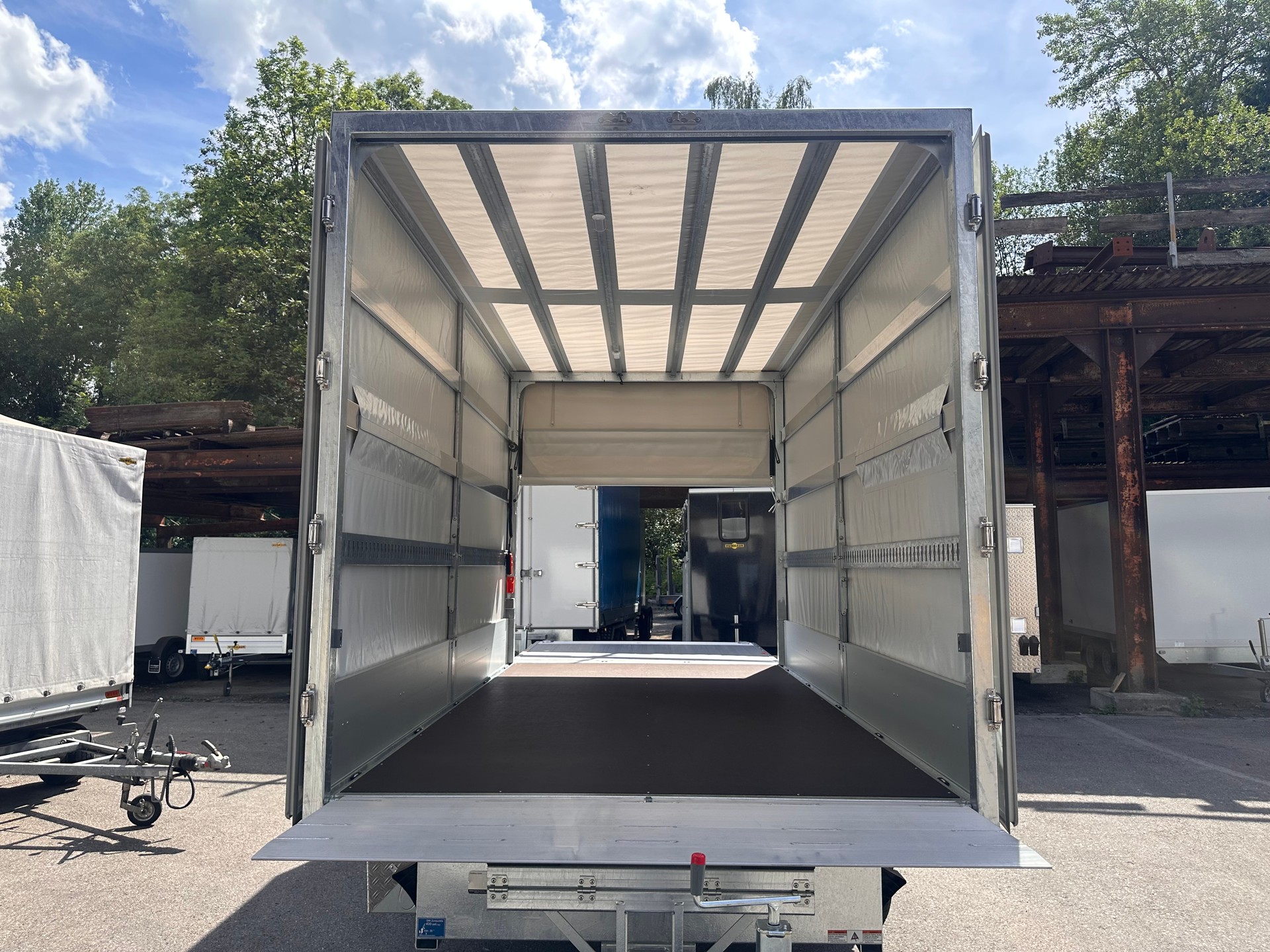 HUMBAUR HT 35 42 22 RZD-image-10