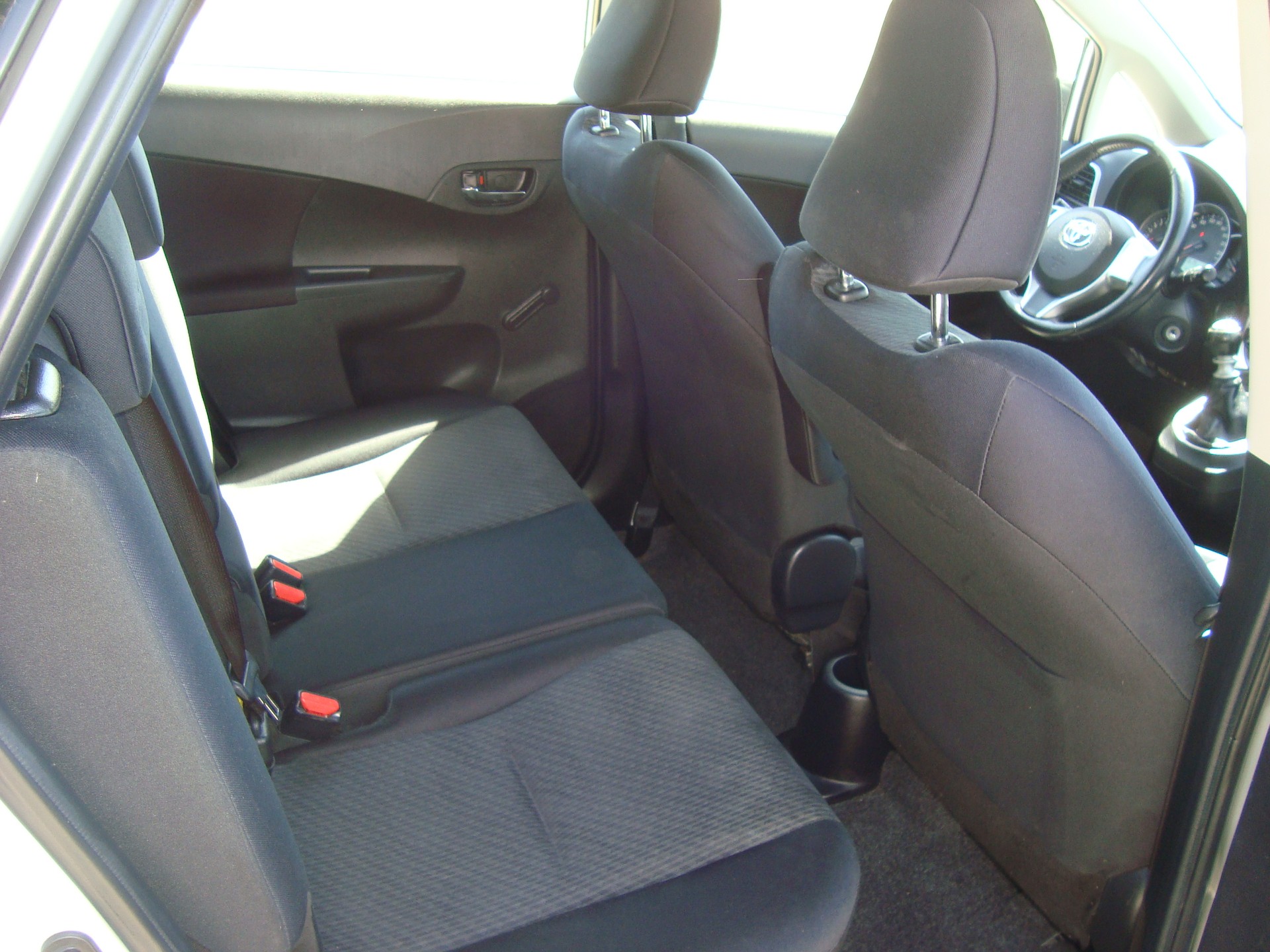 TOYOTA Verso-S 1.33 Linea Terra-image-7