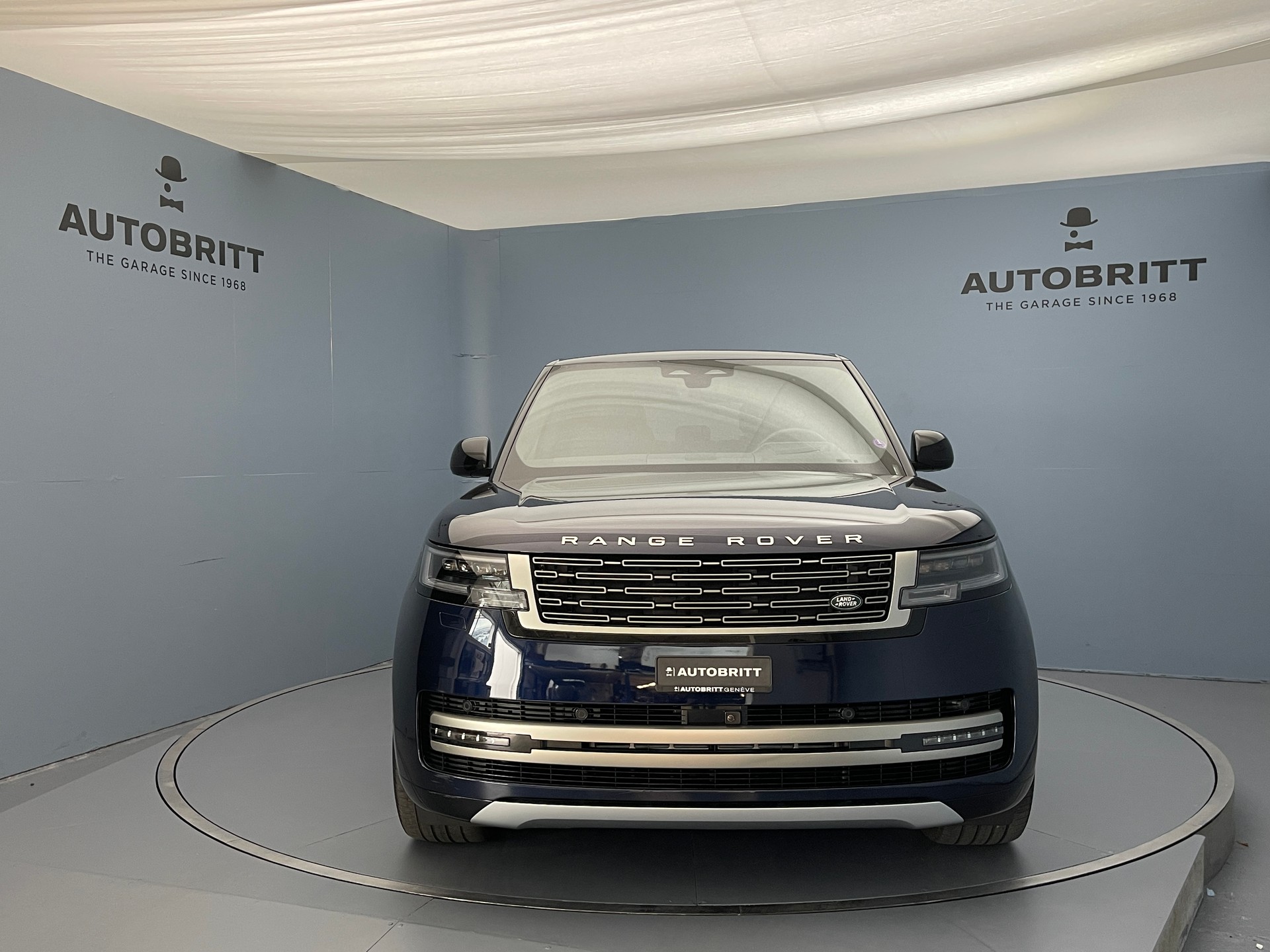 LAND ROVER Range Rover 3.0 Si6 P440e SE-showroom-element-1