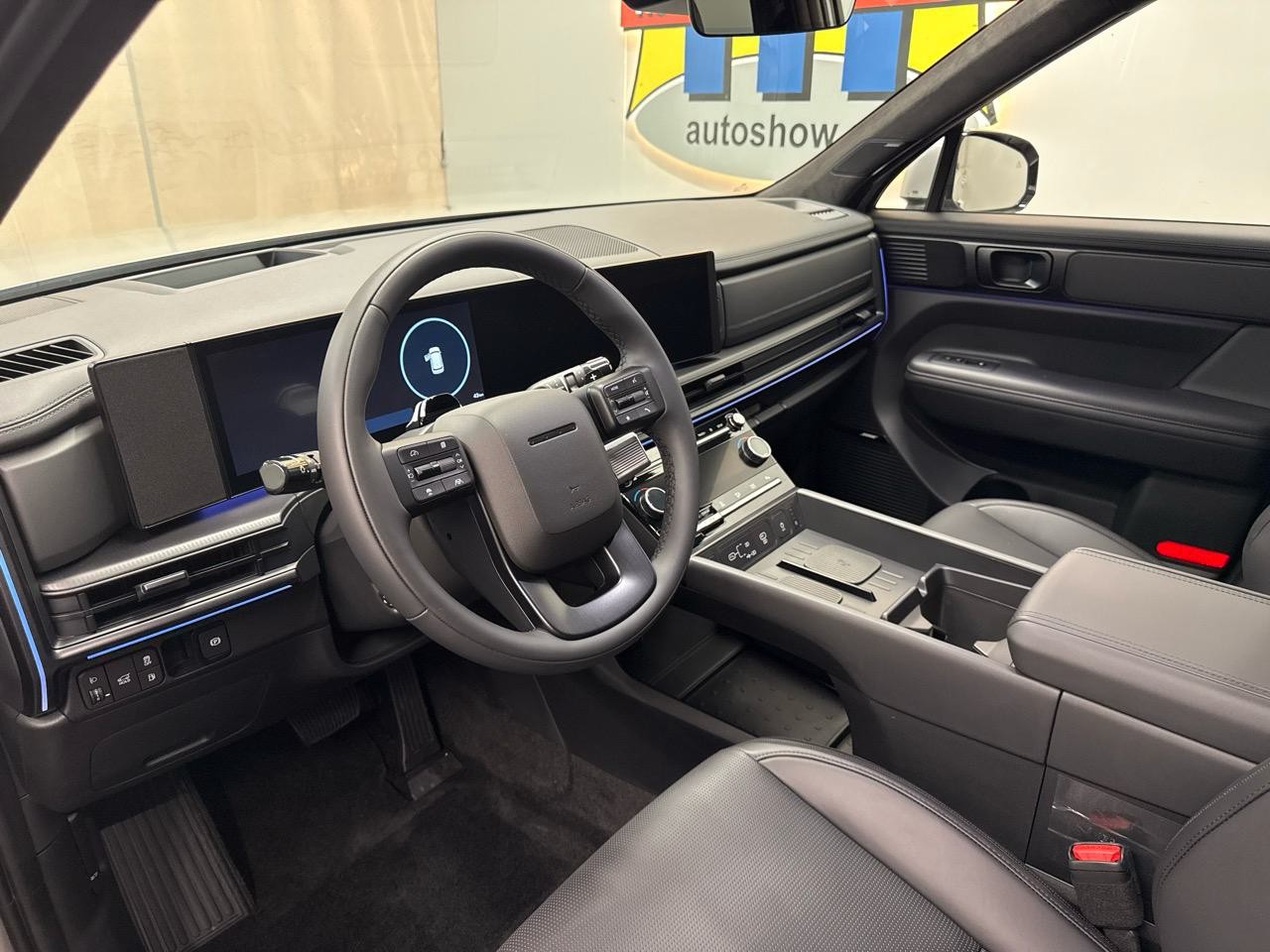 HYUNDAI Santa Fe 1.6 T-GDi PHEV Calligraphy 4WD Automatic-showroom-element-2