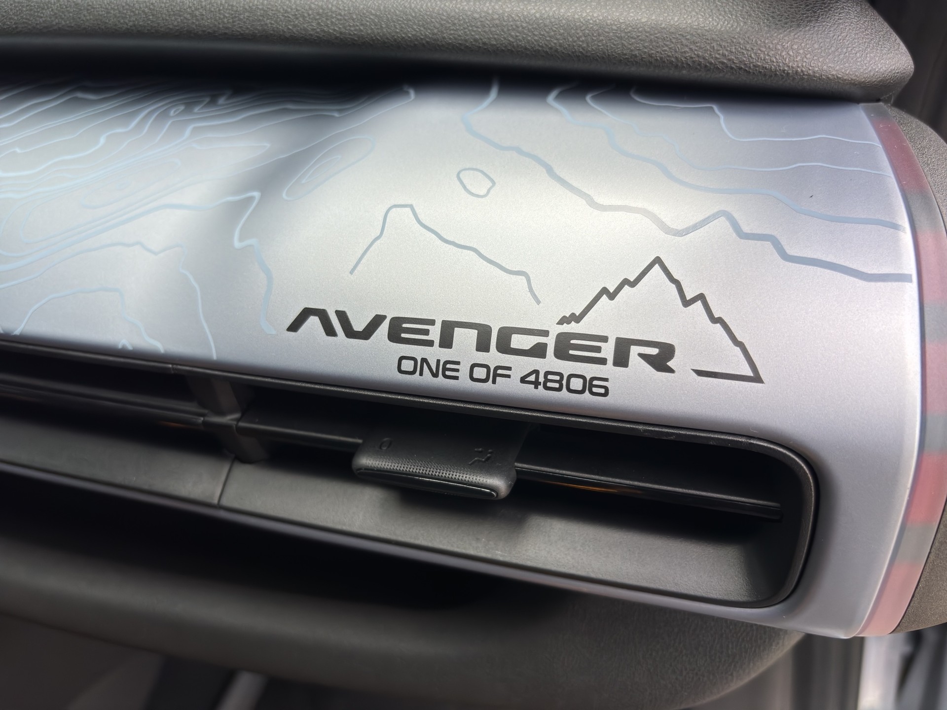 JEEP Avenger 1.2 Turbo MHEV The North Face 4xe-image-5