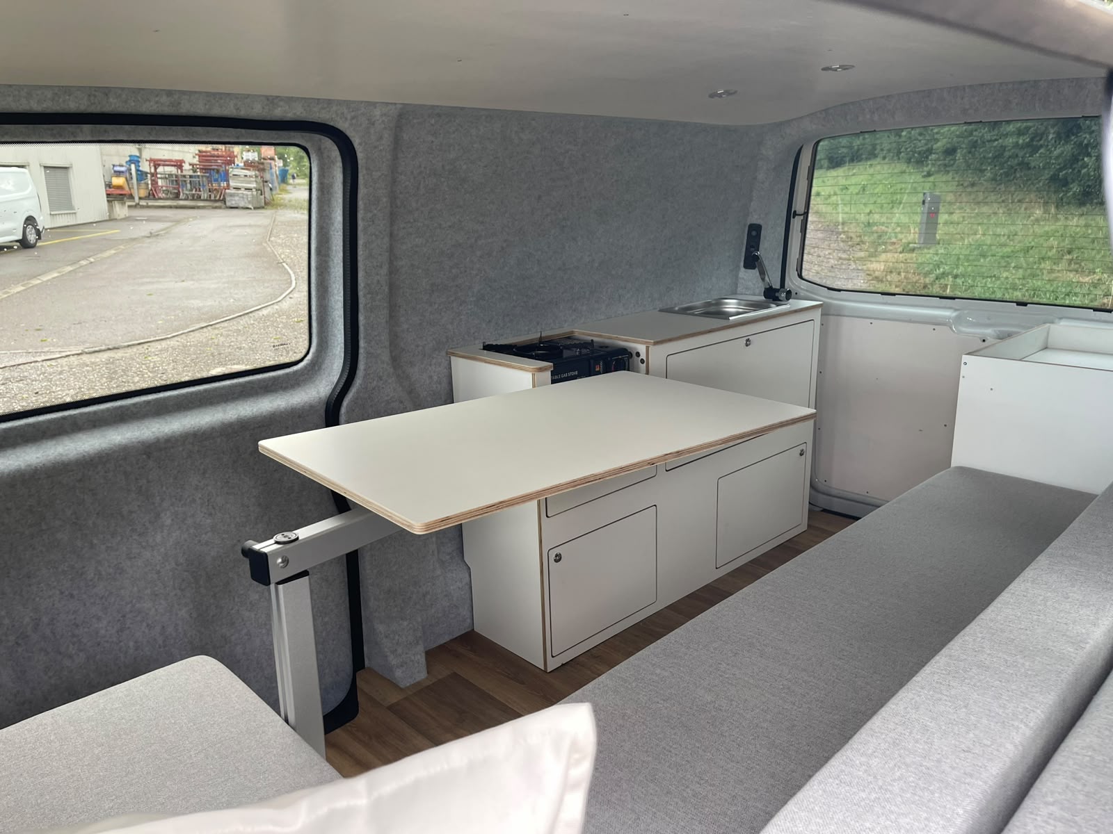 VW T5 Saranda Beach-showroom-element-2