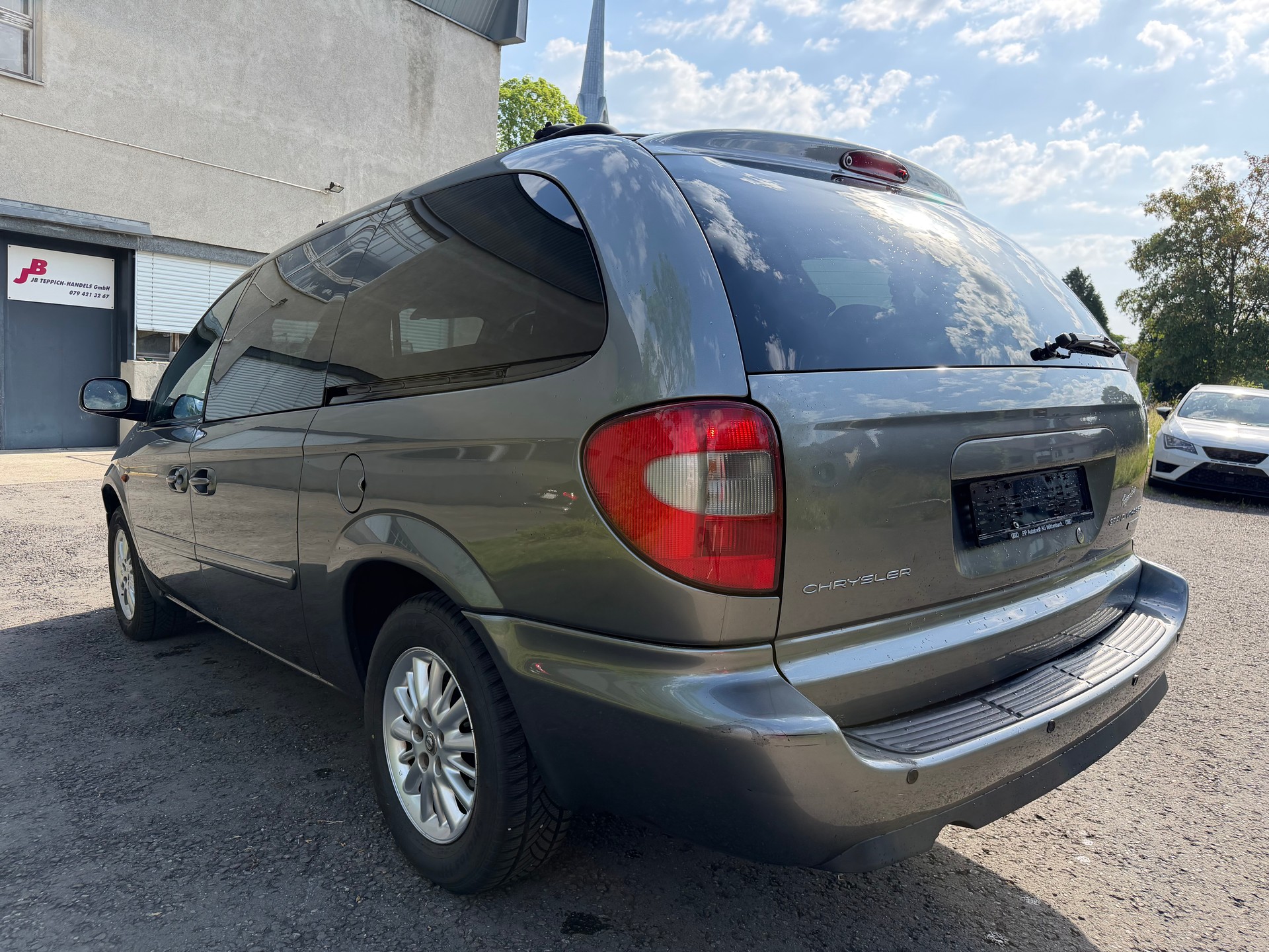 CHRYSLER 👉🏻Grand Voy. 2.8 CRD LTD Automatic-image-5